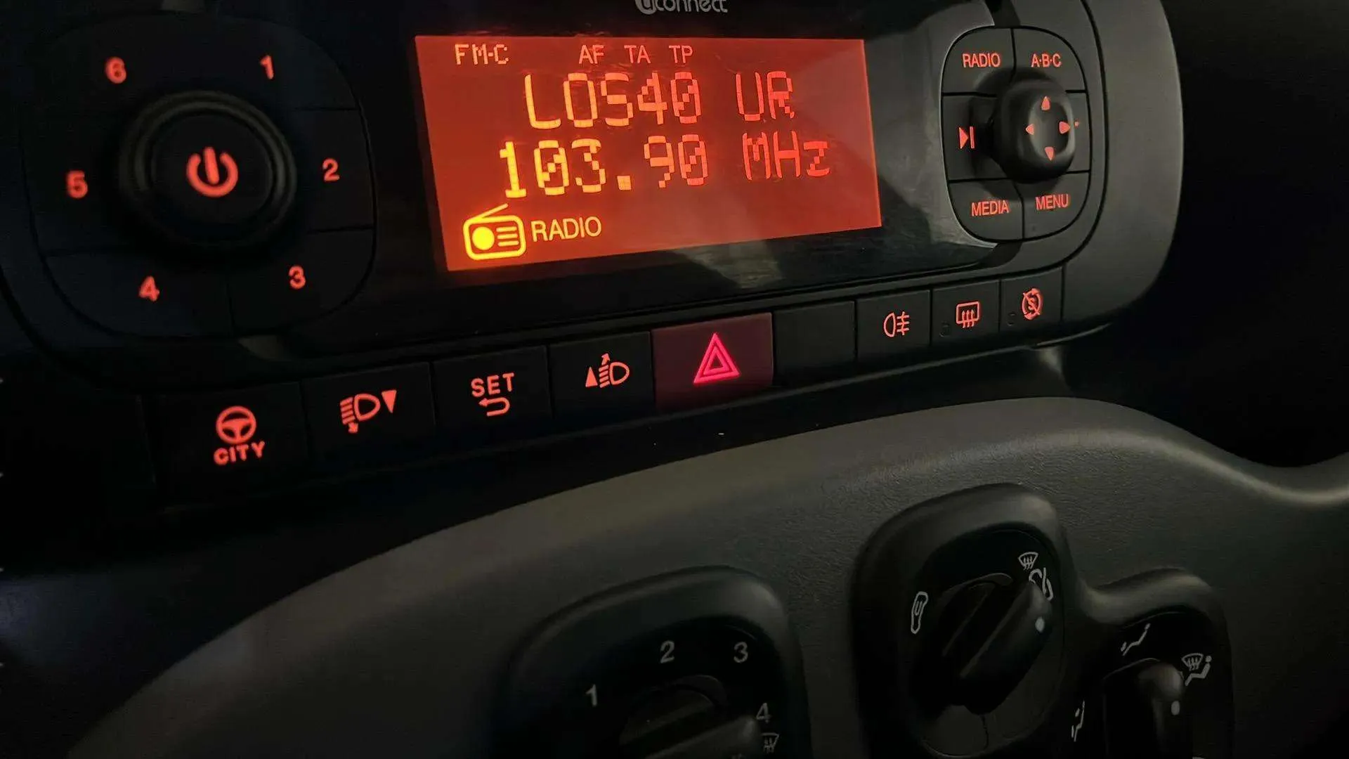 Fiat Panda City Life Hybrid 1.0 Gse - foto 24