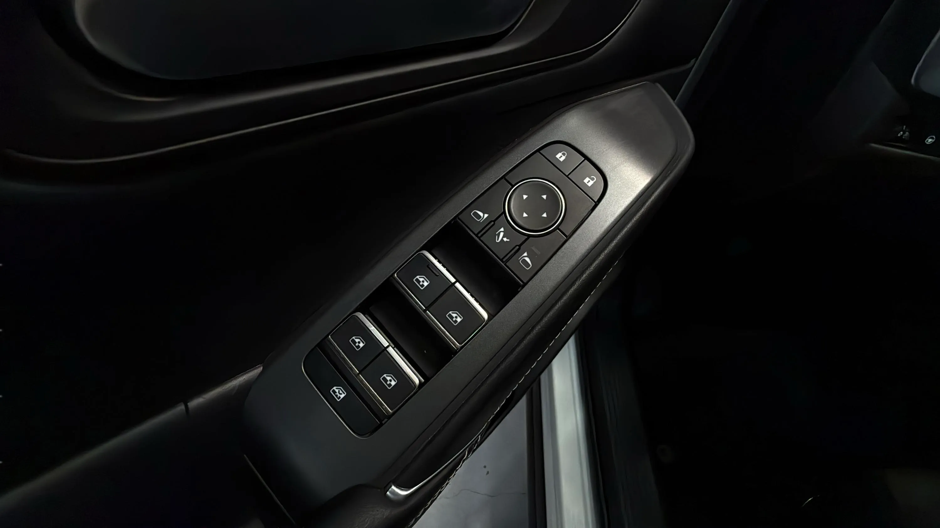 Nissan Qashqai DIG-T N-Connecta - foto 10