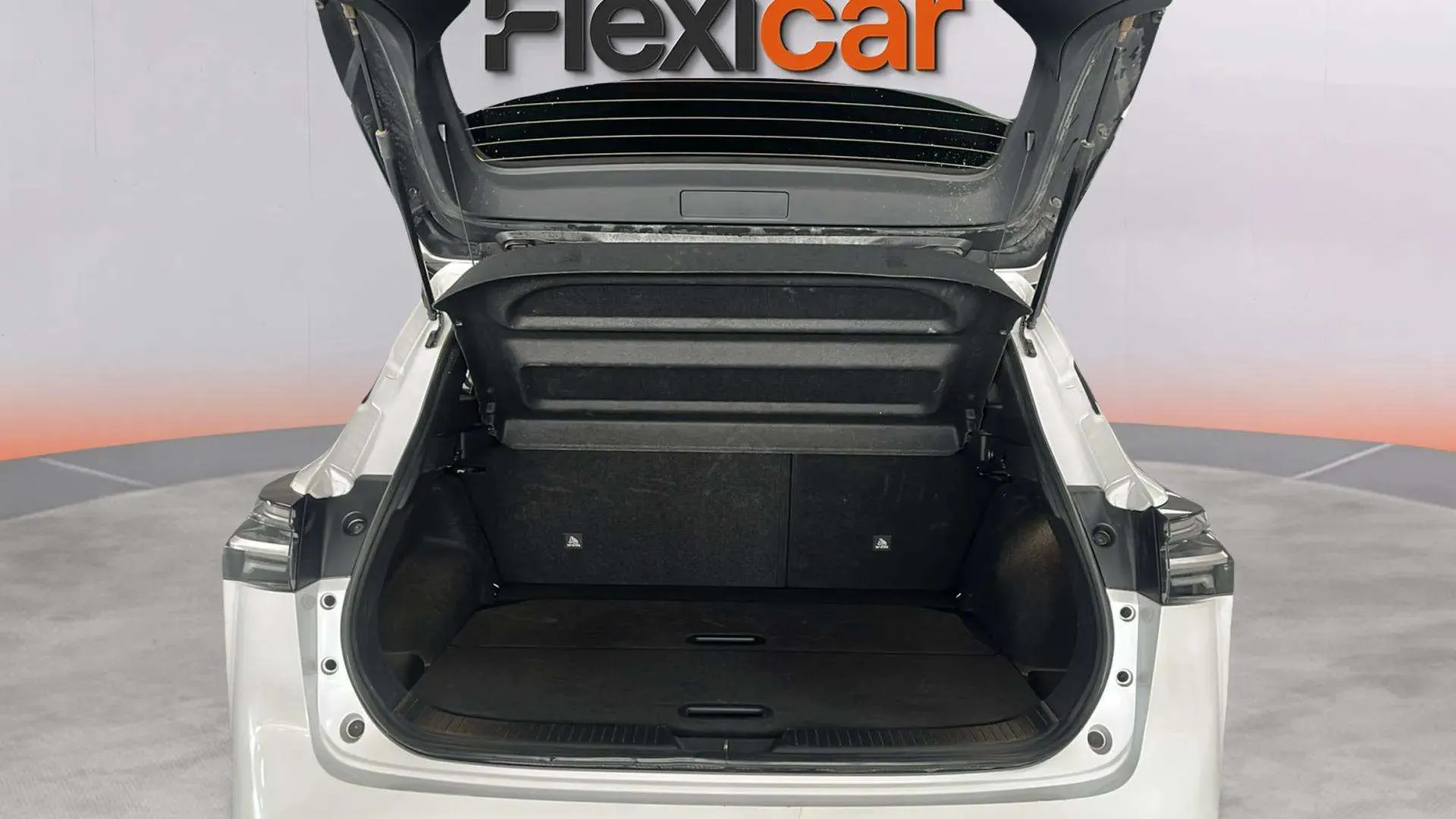 Nissan Qashqai DIG-T N-Connecta - foto 9