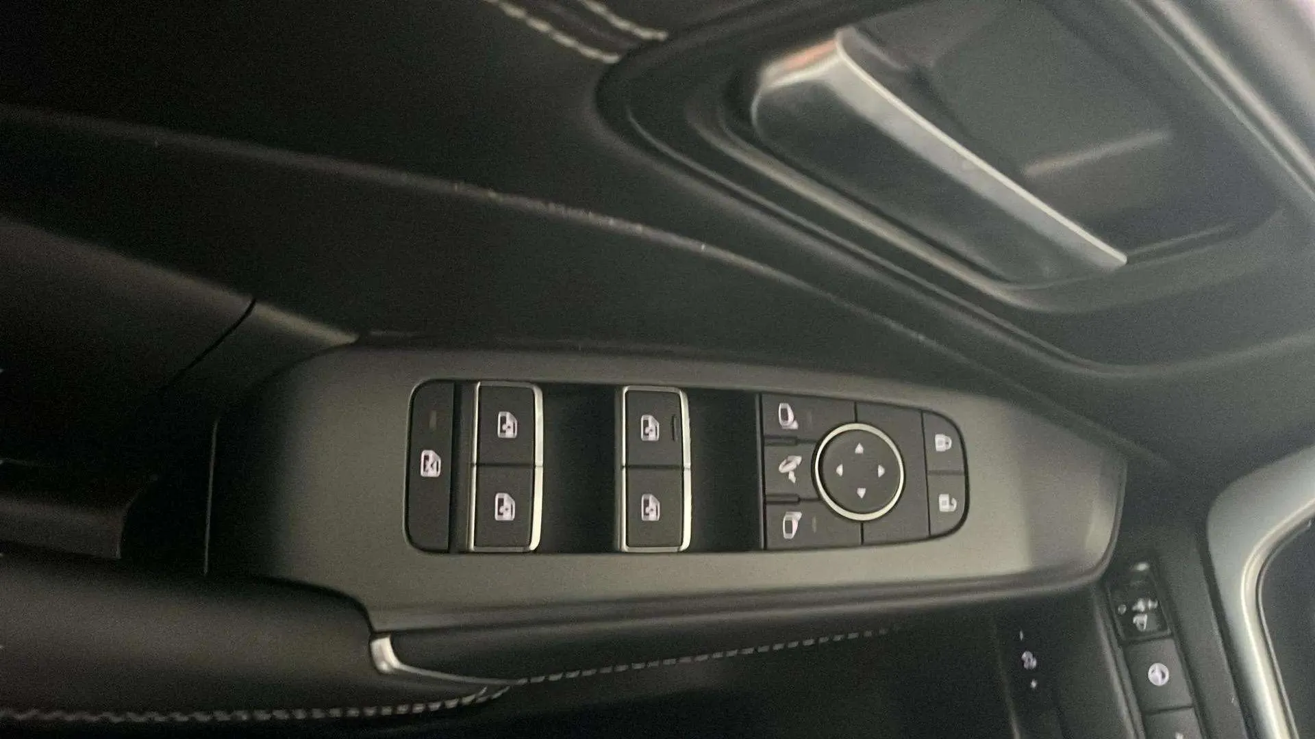 Nissan Qashqai DIG-T N-Connecta - foto 22