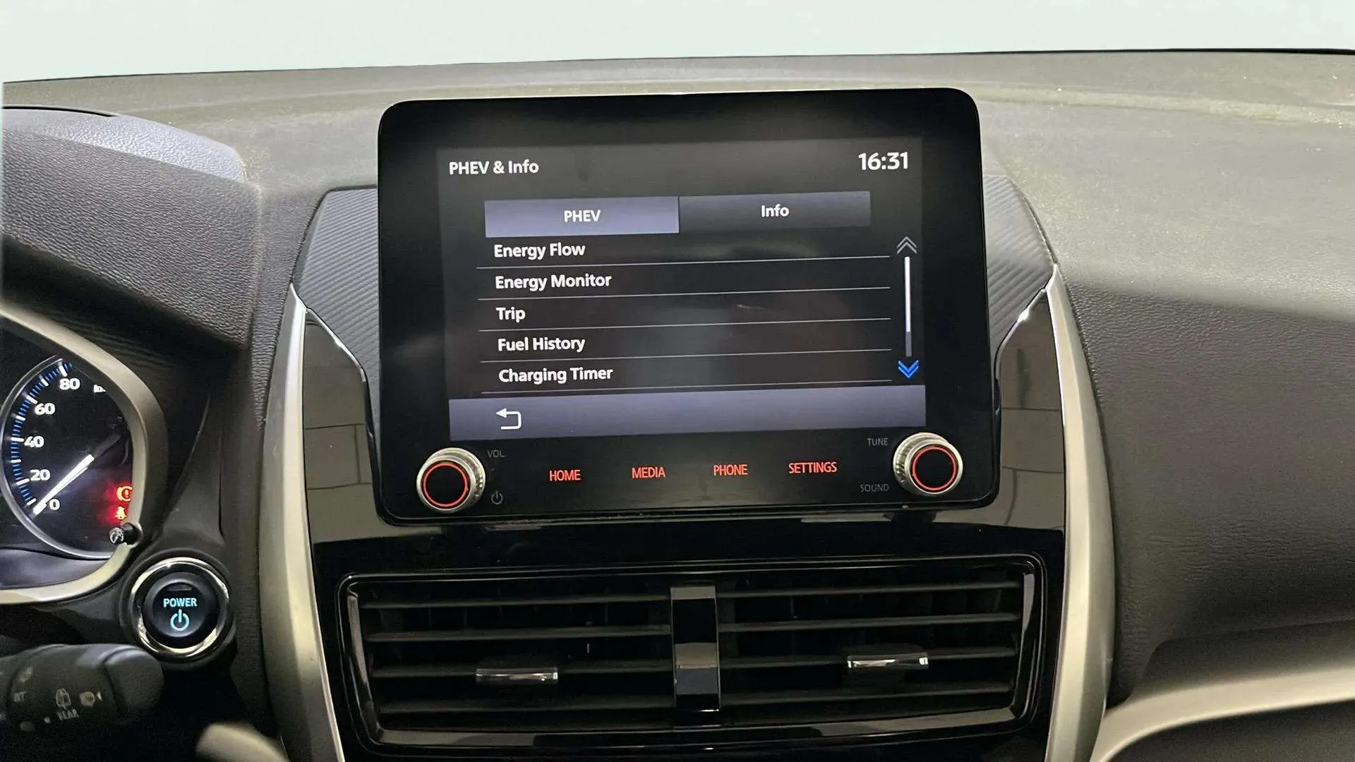Mitsubishi Eclipse Cross PHEV Kaiteki 4WD - foto 25