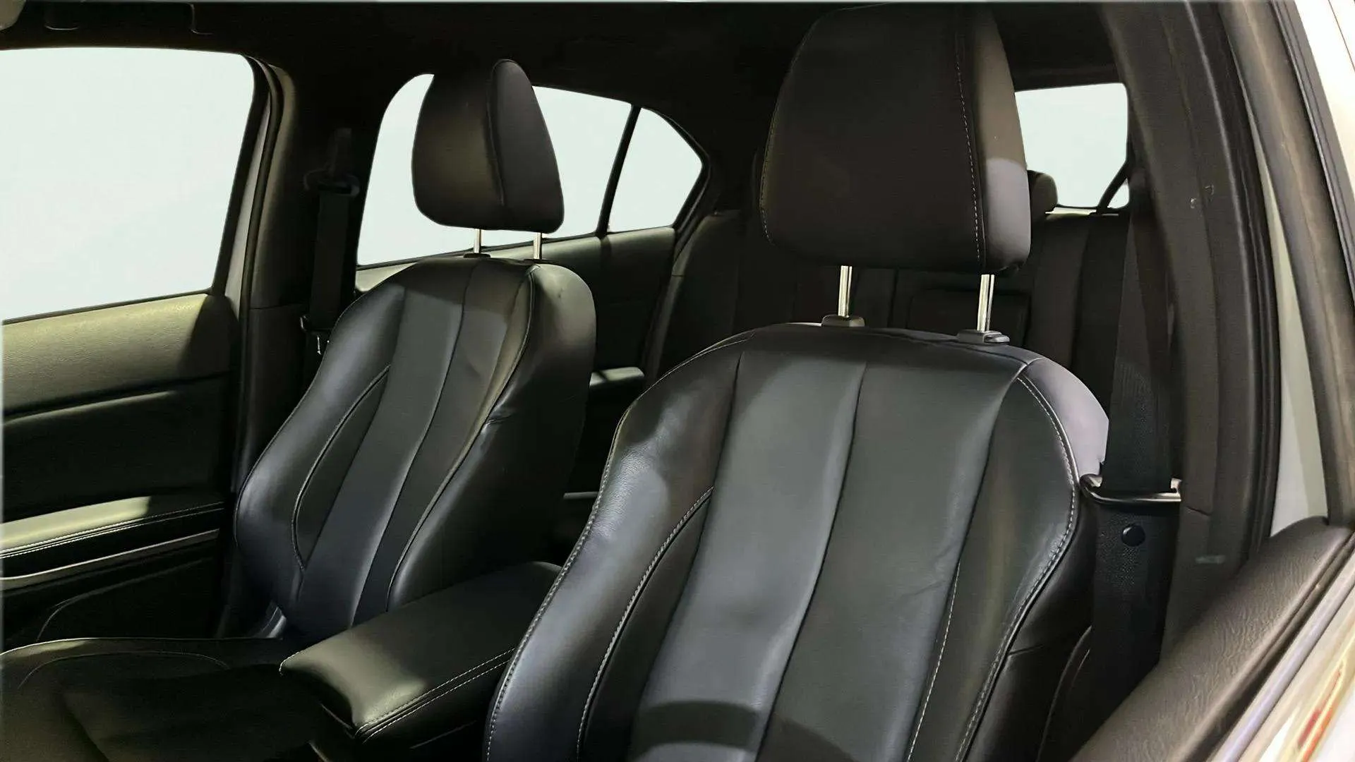 Mitsubishi Eclipse Cross PHEV Kaiteki 4WD - foto 20
