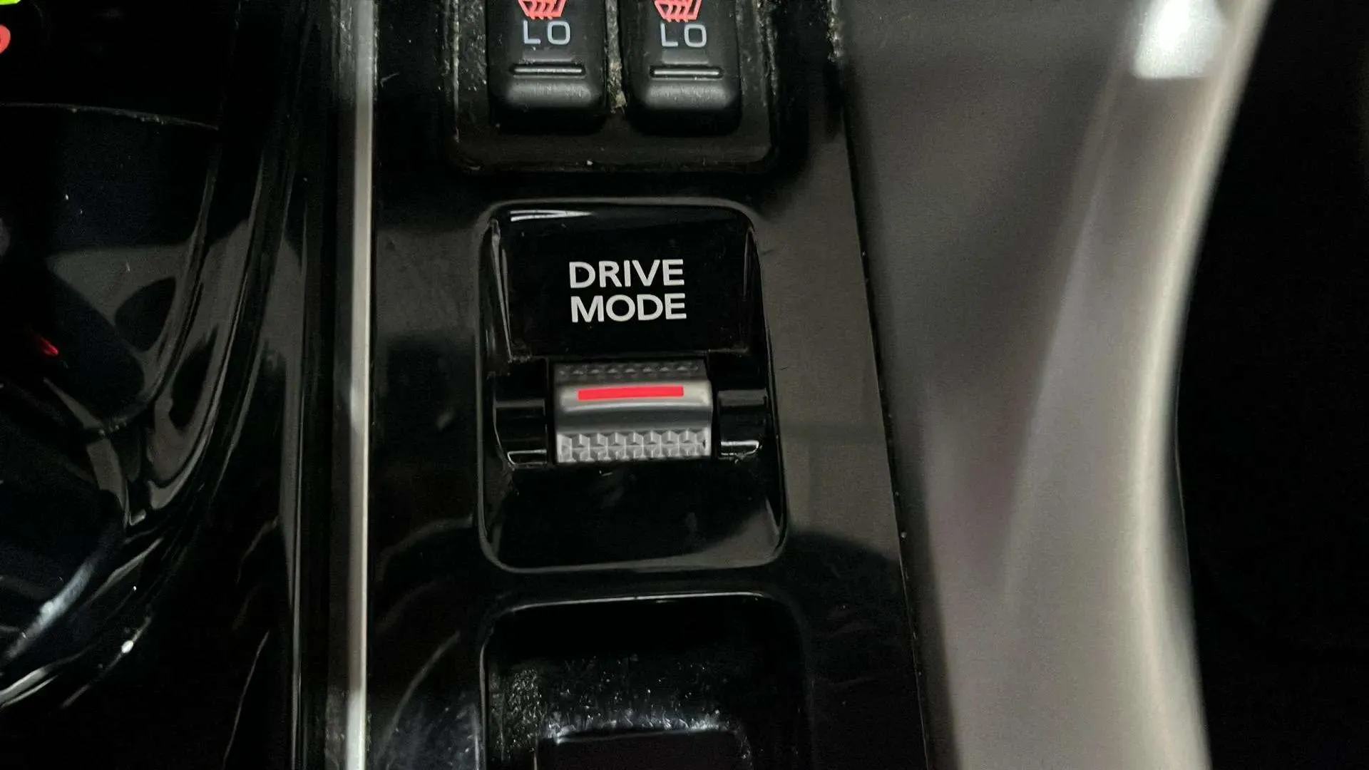 Mitsubishi Eclipse Cross PHEV Kaiteki 4WD - foto 23