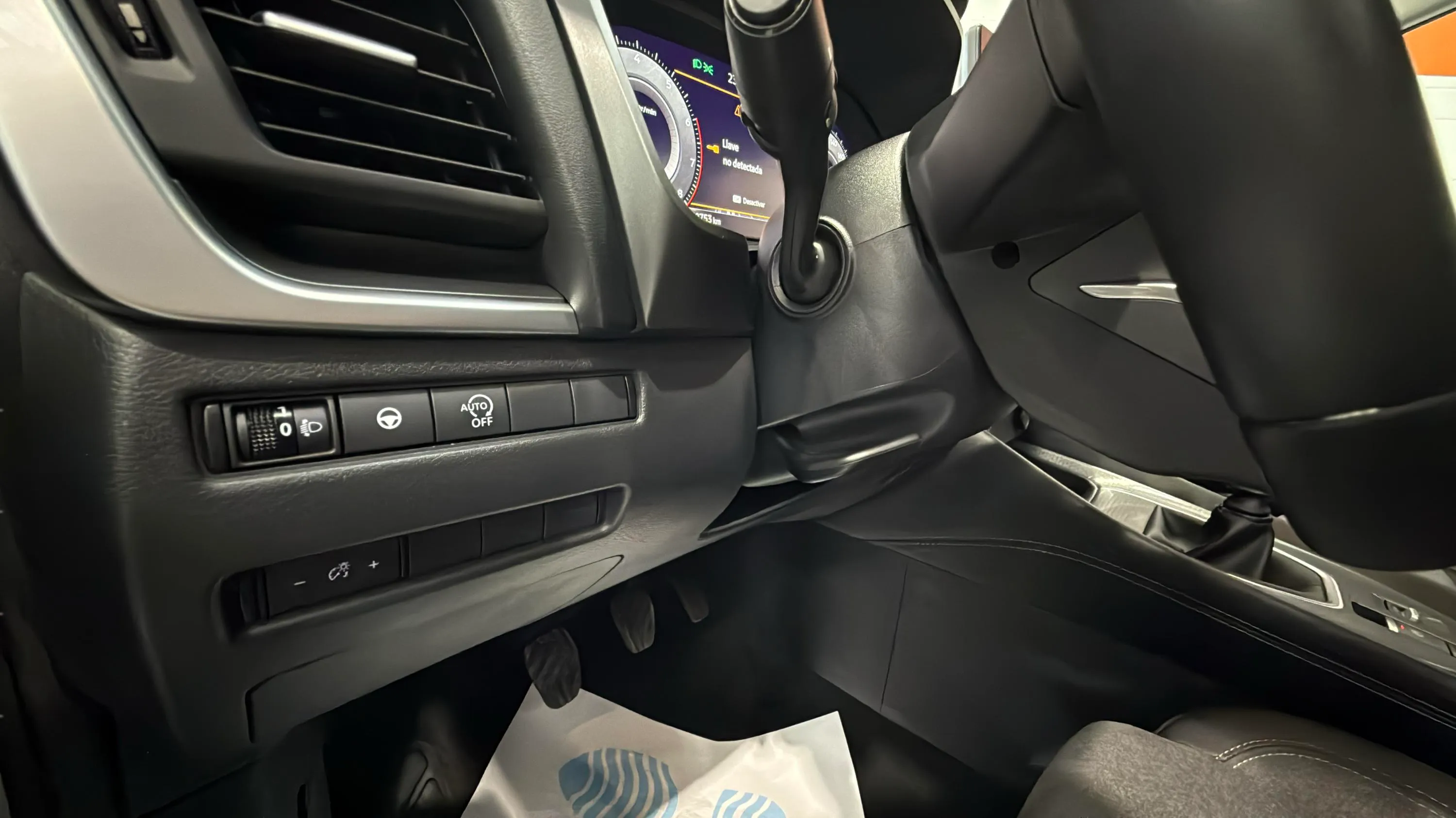 Nissan Qashqai DIG-T N-Connecta - foto 18