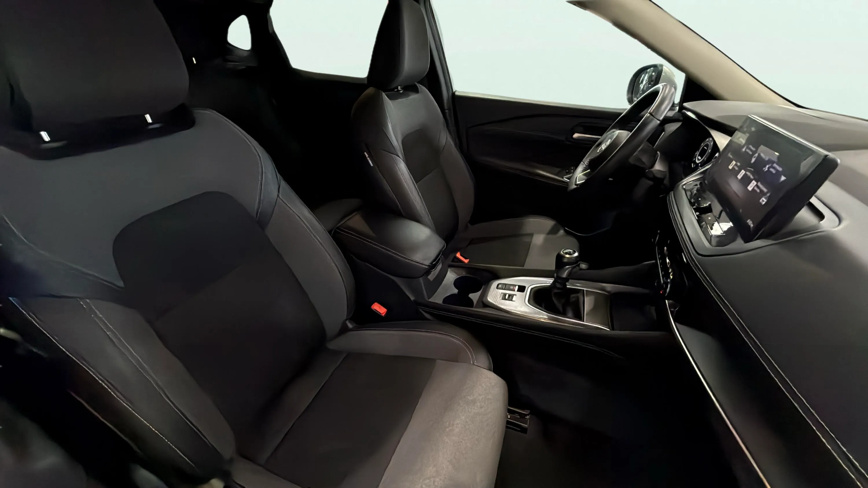 Nissan Qashqai DIG-T N-Connecta - foto 27