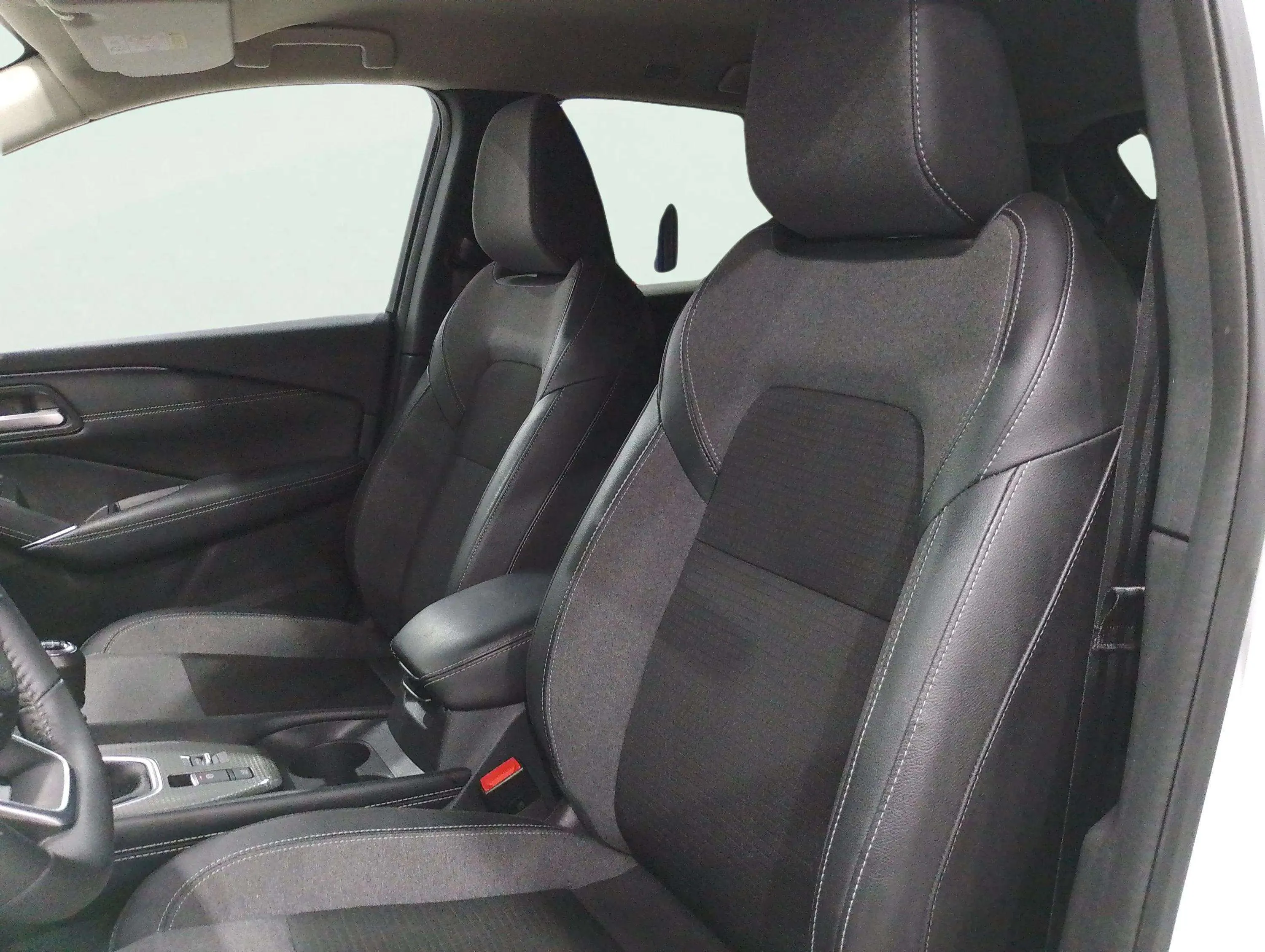 Nissan Qashqai DIG-T mHEV 4x2 Tekna - foto 24