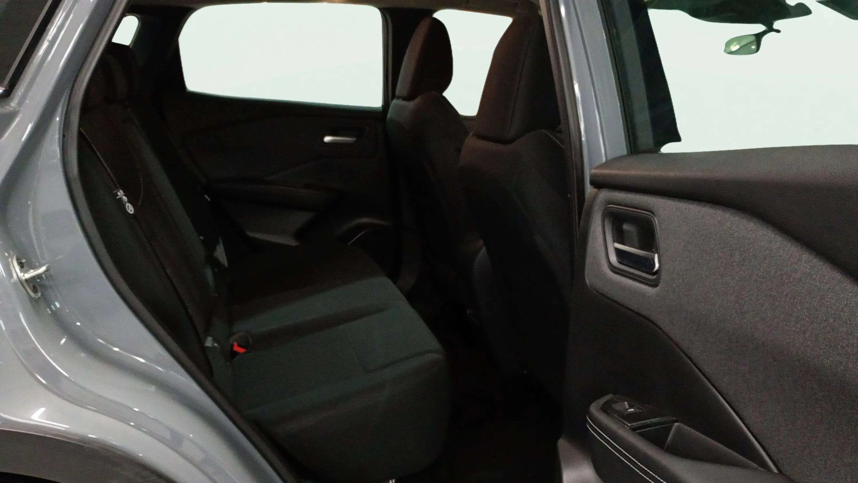 Nissan Qashqai DIG-T mHEV 4x2 Acenta - foto 14