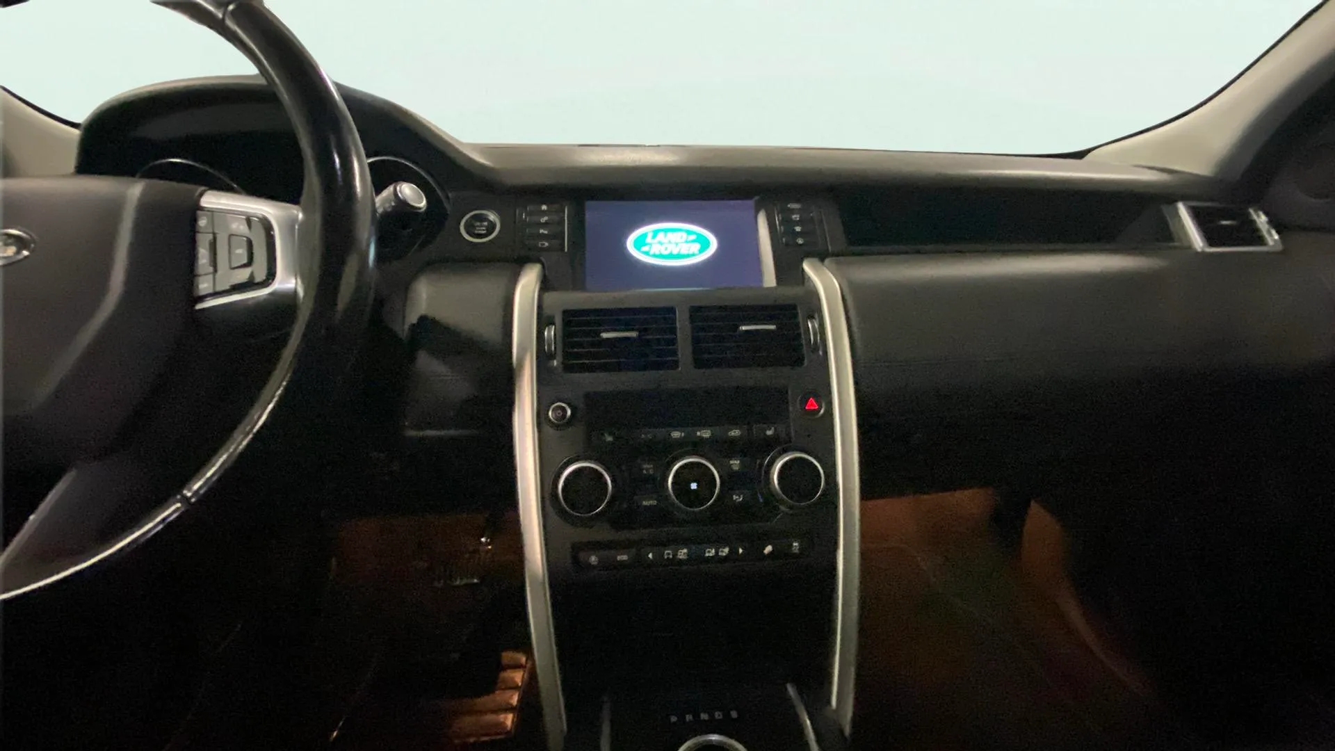 Land Rover Discovery Sport 2.0L TD4 4x4 HSE - foto 9