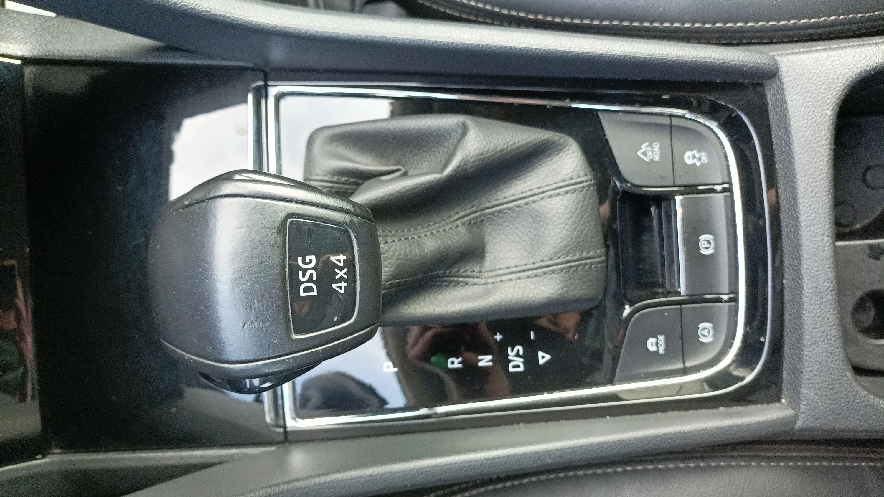 Škoda Kodiaq 2.0 TDI DSG 4x4 L&K - foto 15