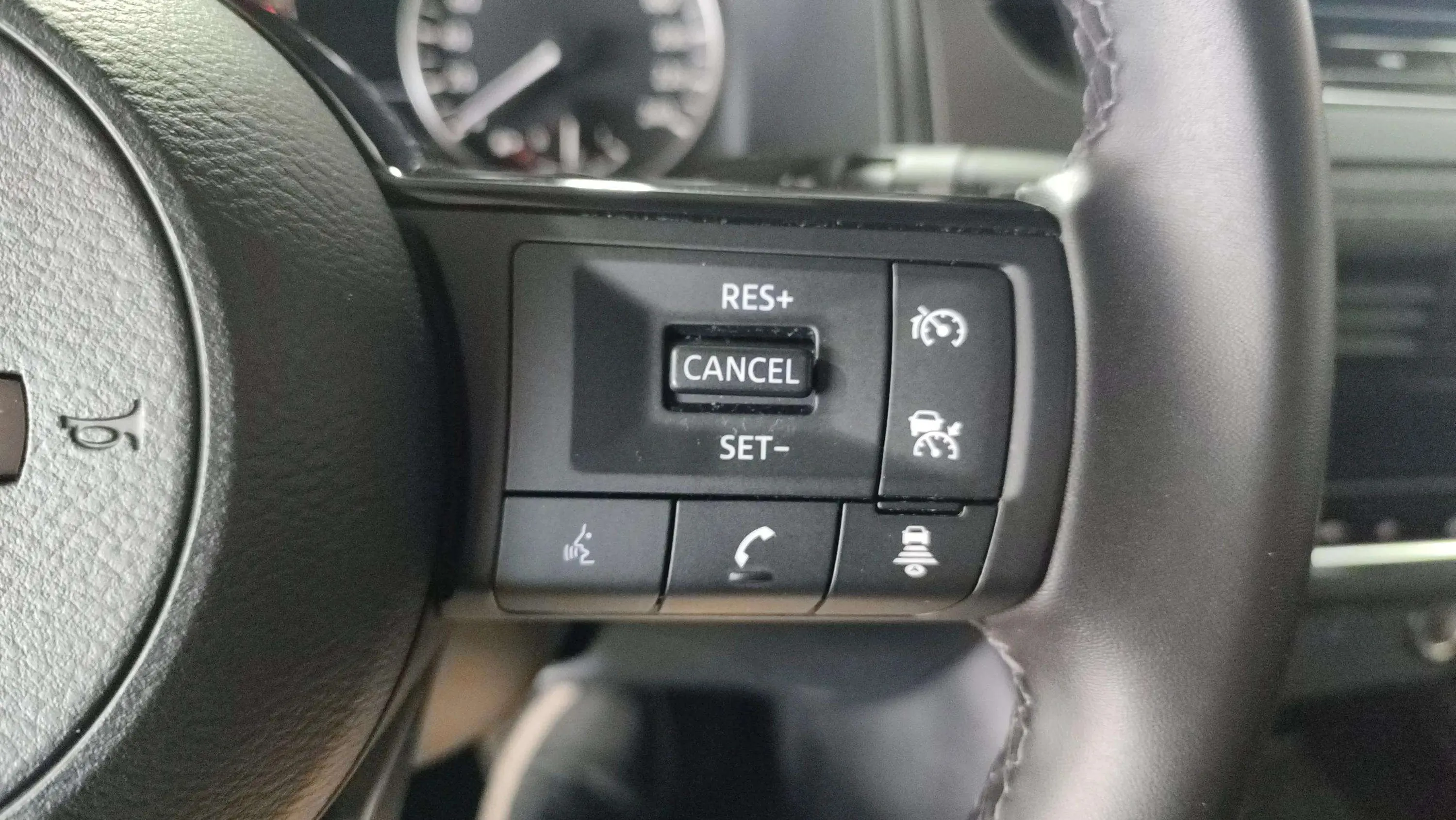 Nissan Qashqai DIG-T mHEV 4x2 Acenta - foto 26