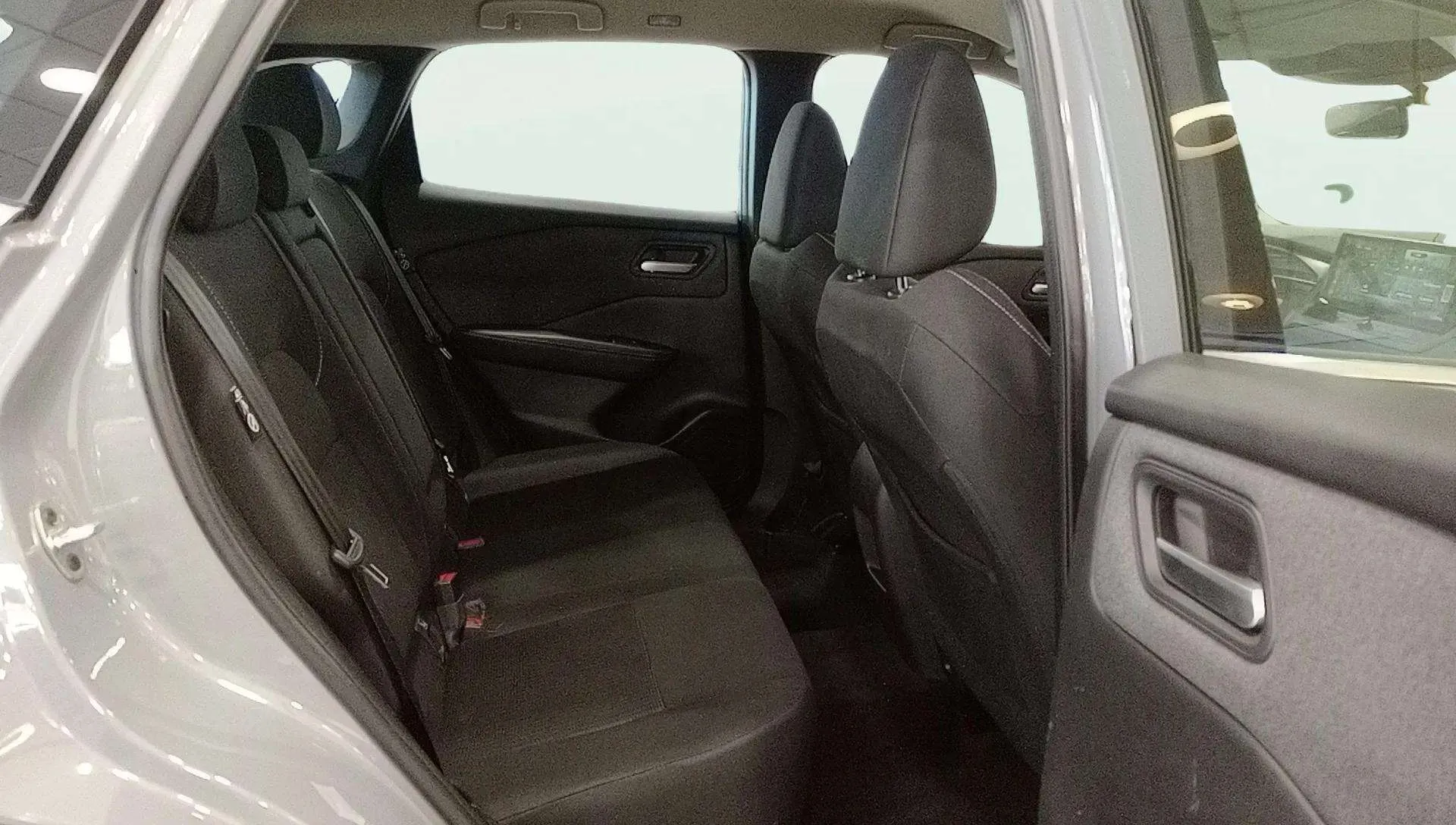 Nissan Qashqai DIG-T mHEV 4x2 Acenta - foto 16