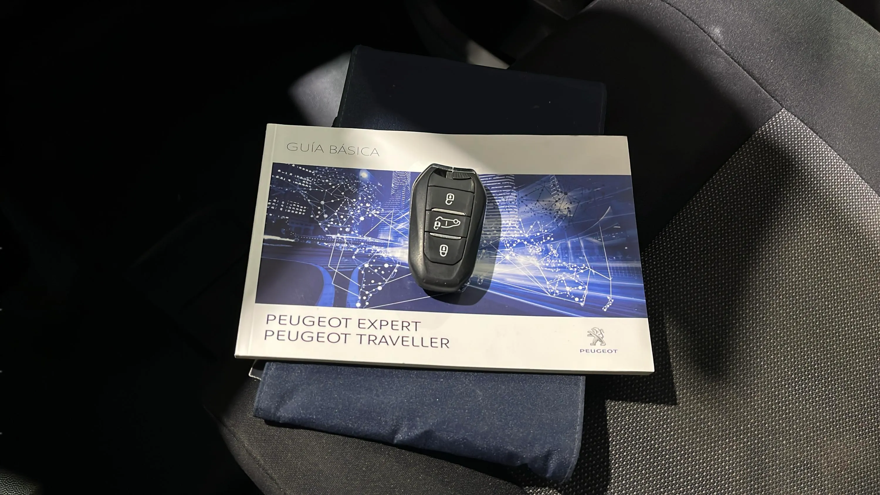 Peugeot Expert Furgón Premium 1.5 BlueHDi 100 Compact - foto 28