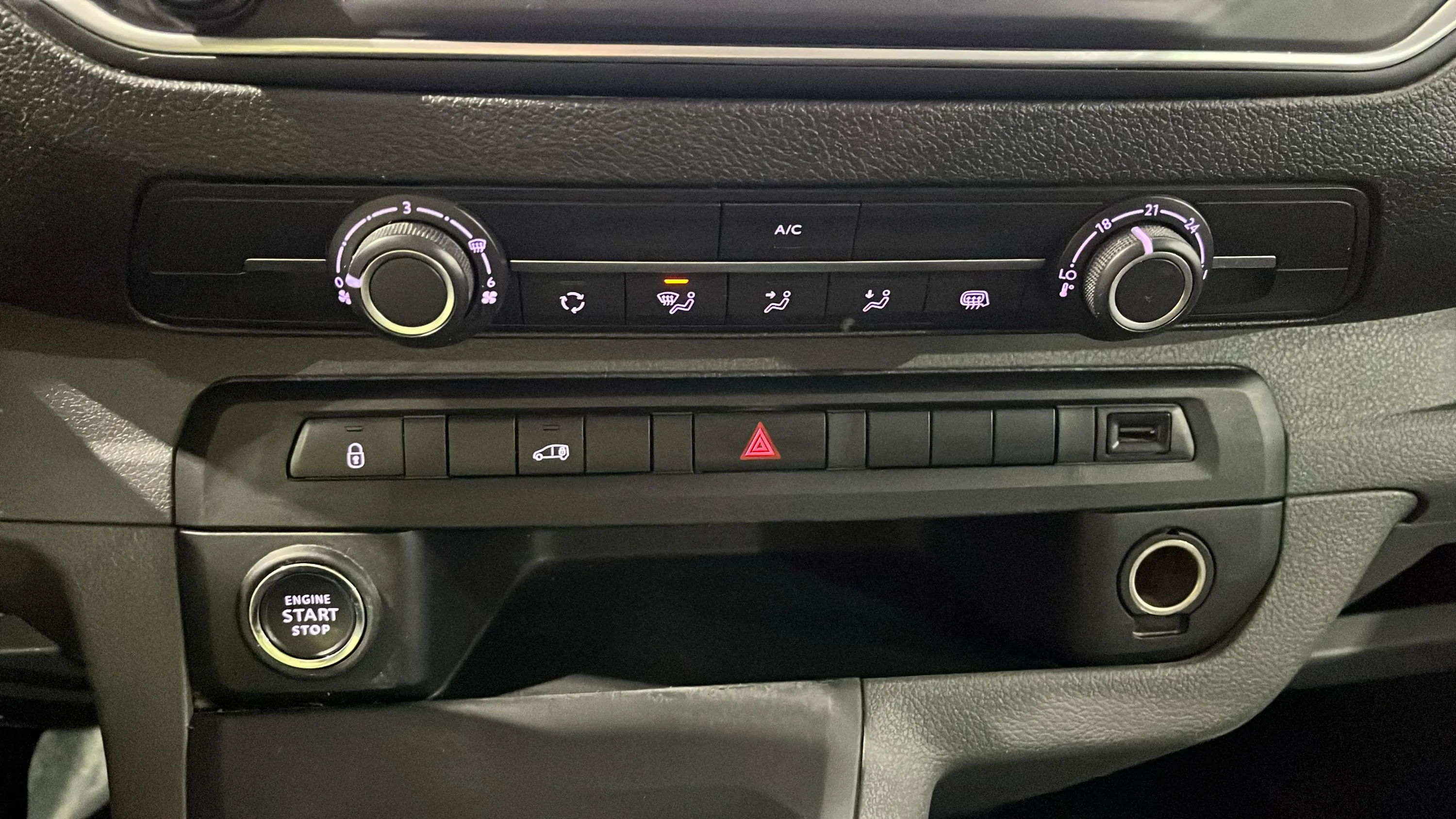 Peugeot Expert Furgón Premium 1.5 BlueHDi 100 Compact - foto 27