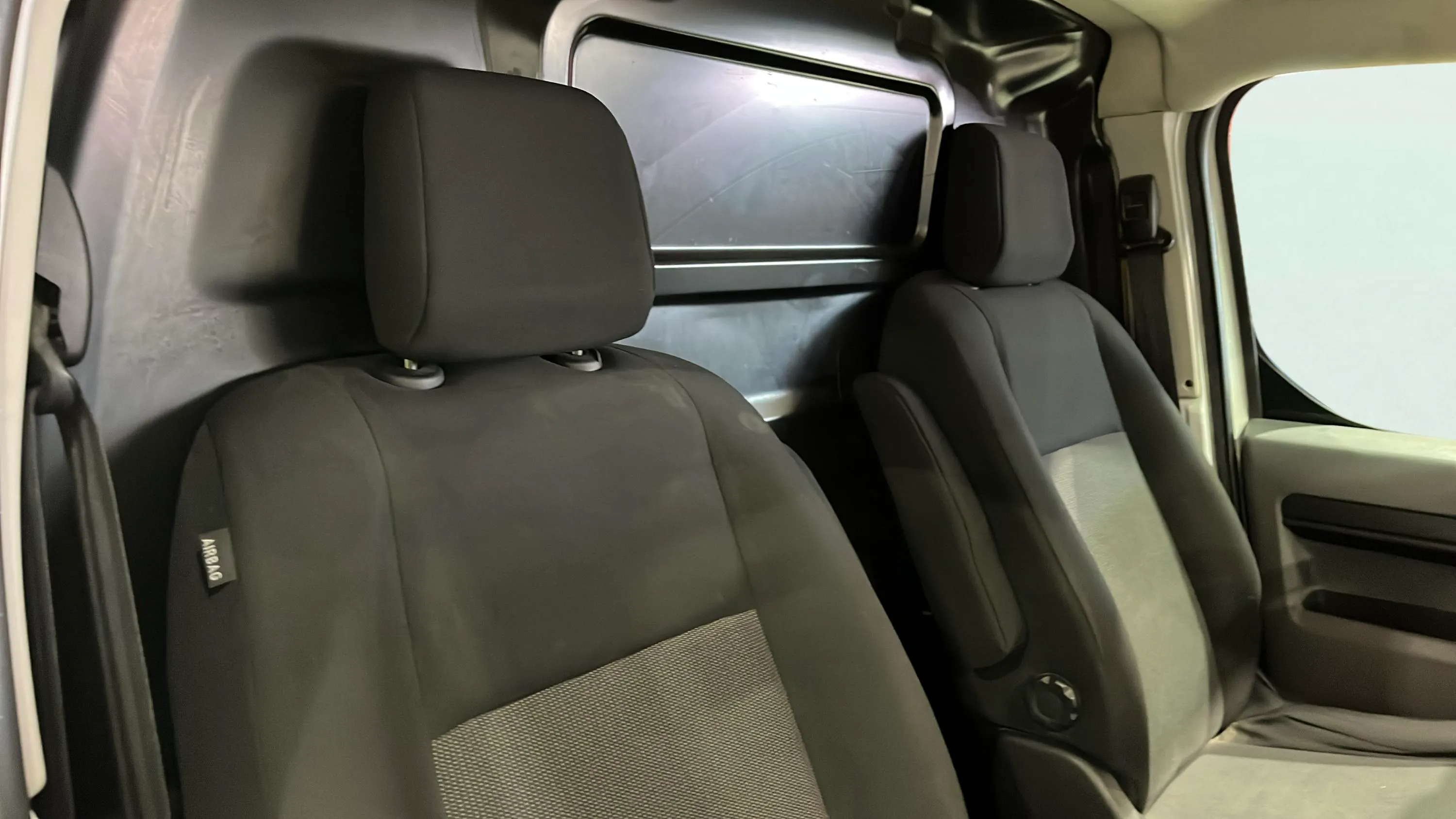 Peugeot Expert Furgón Premium 1.5 BlueHDi 100 Compact - foto 16