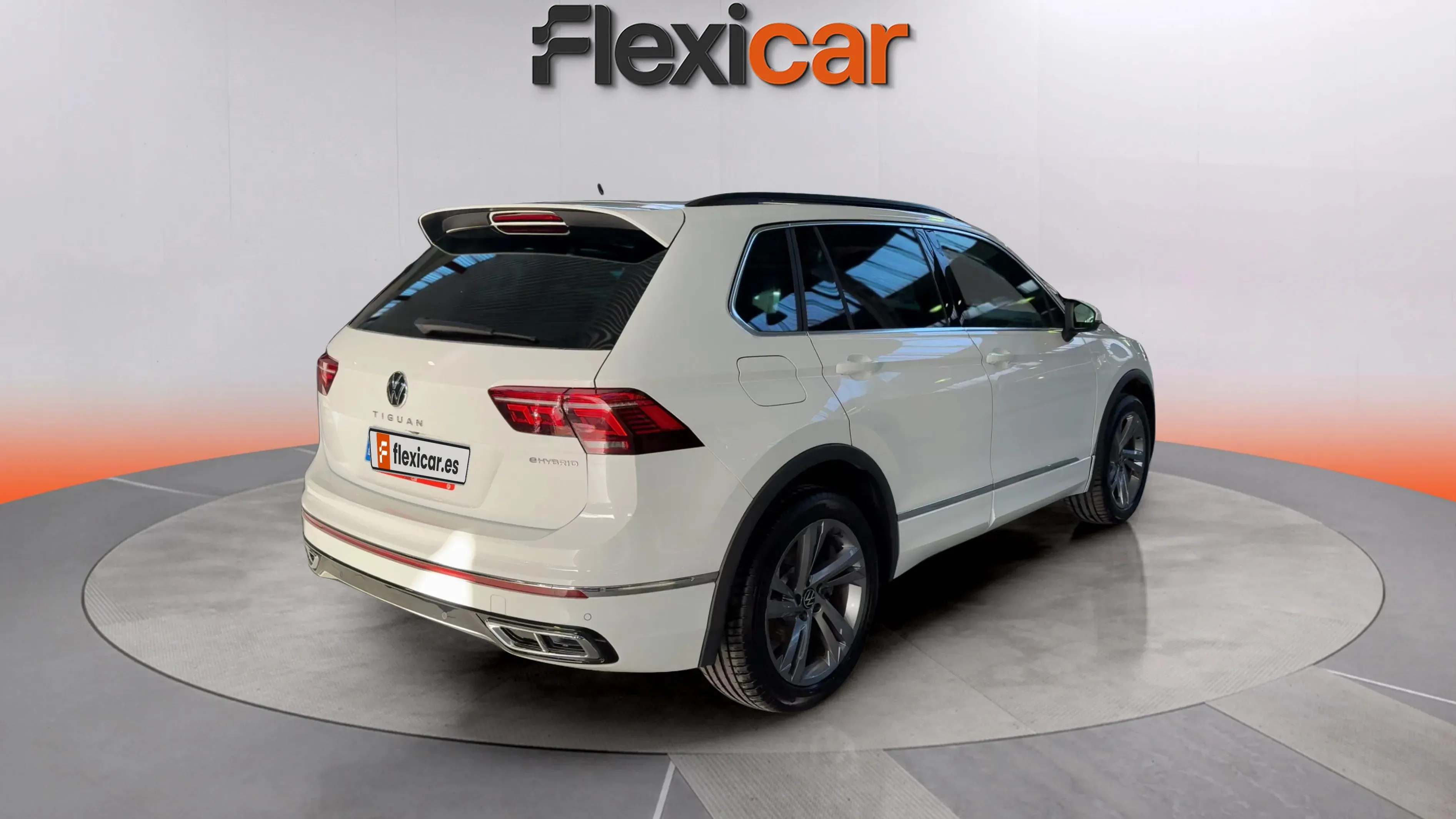 Volkswagen Tiguan R-Line 1.4 TSI eHybrid DSG - foto 7