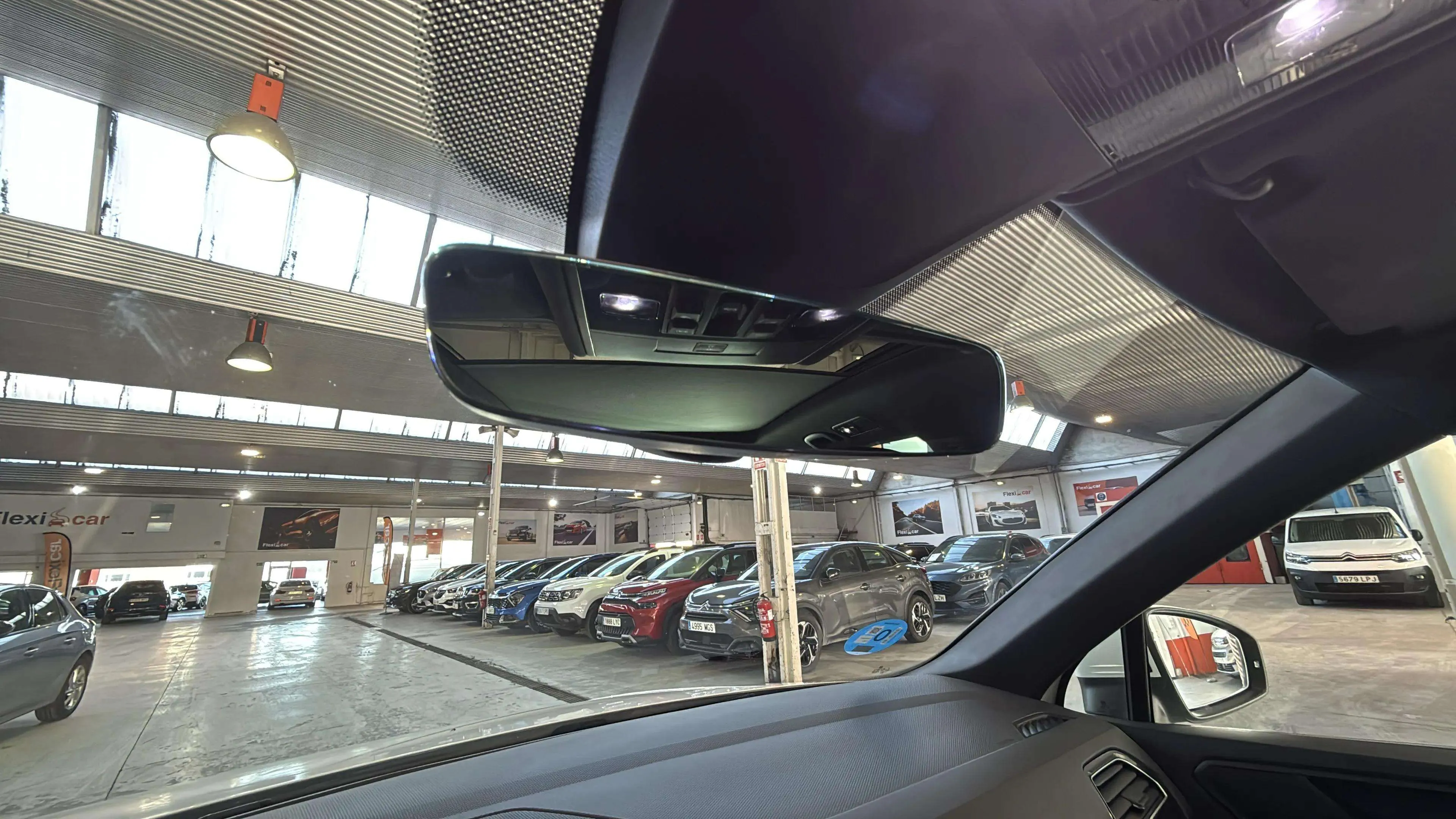 Volkswagen Tiguan R-Line 1.4 TSI eHybrid DSG - foto 27