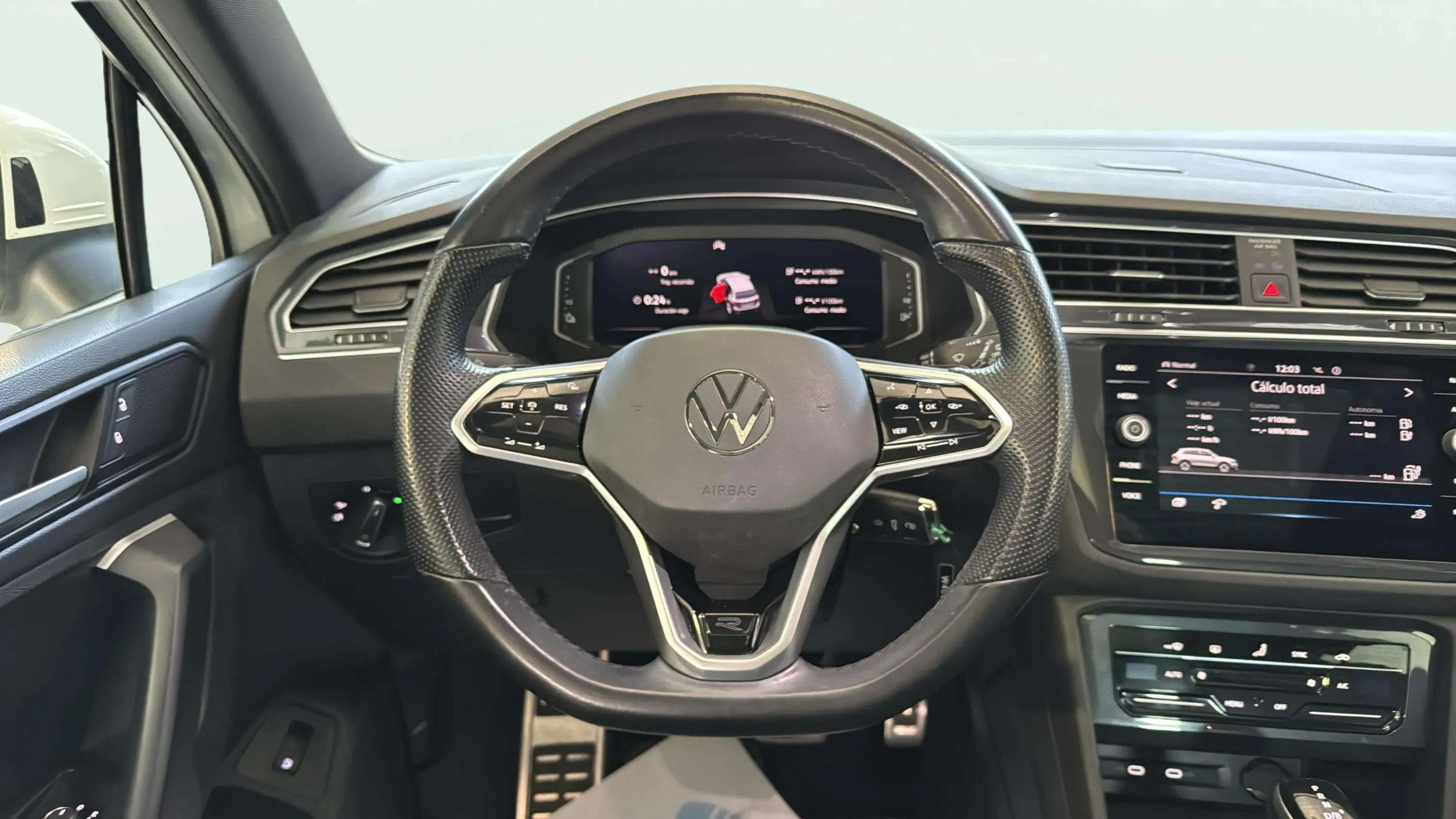 Volkswagen Tiguan R-Line 1.4 TSI eHybrid DSG - foto 16