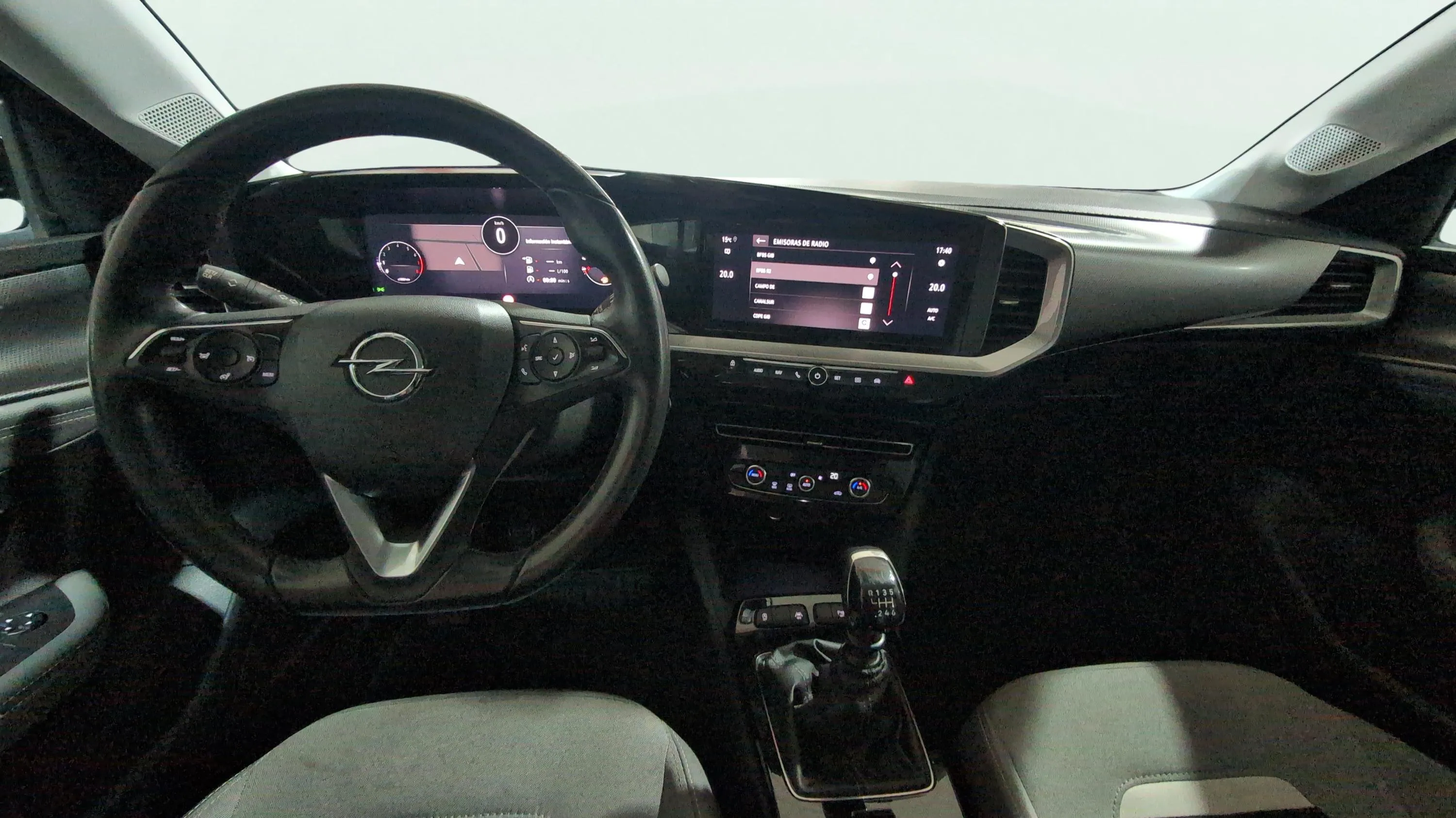 Opel Mokka 1.2 T Business Elegance - foto 10