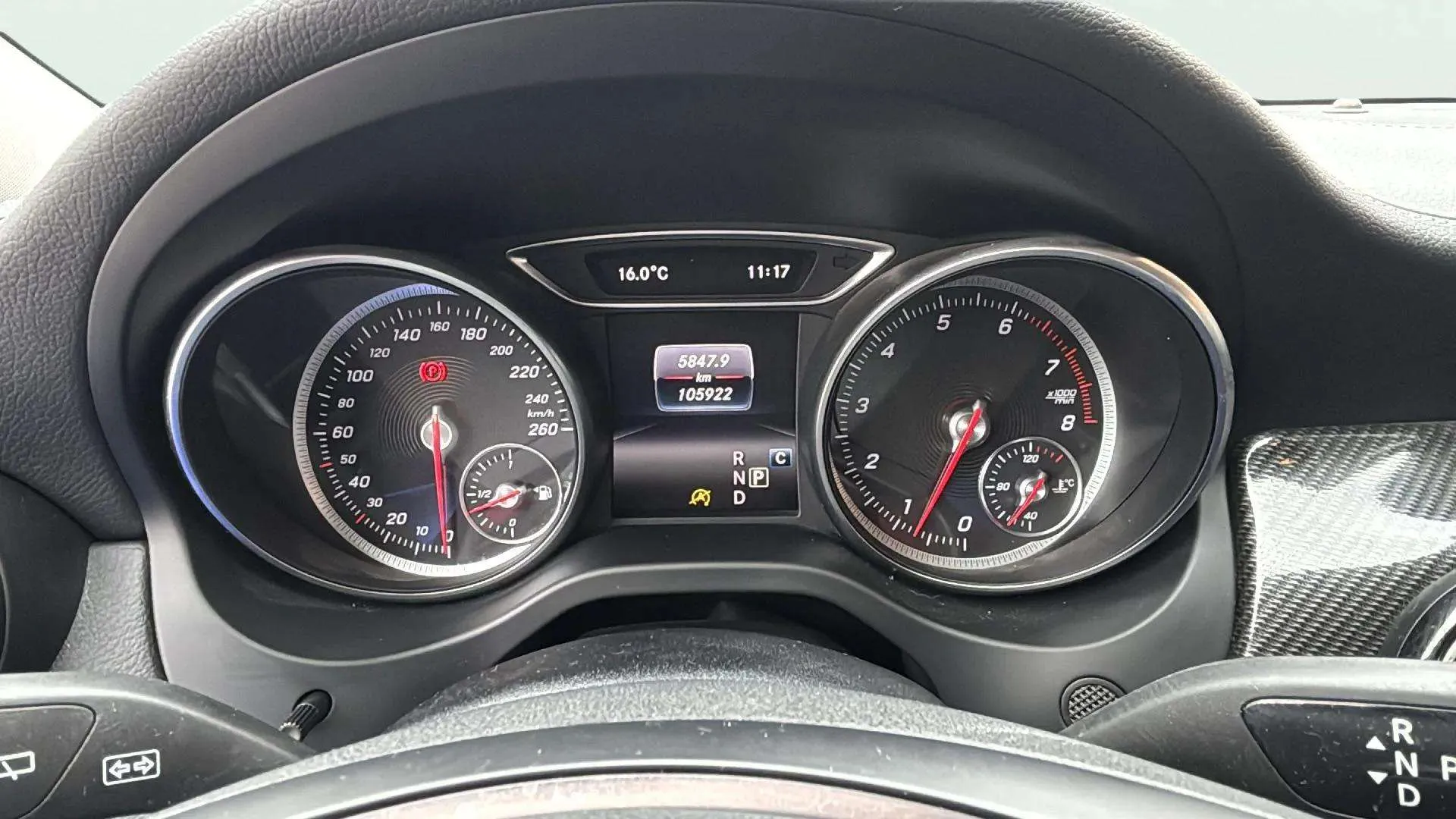 Mercedes-Benz GLA 180 - foto 21