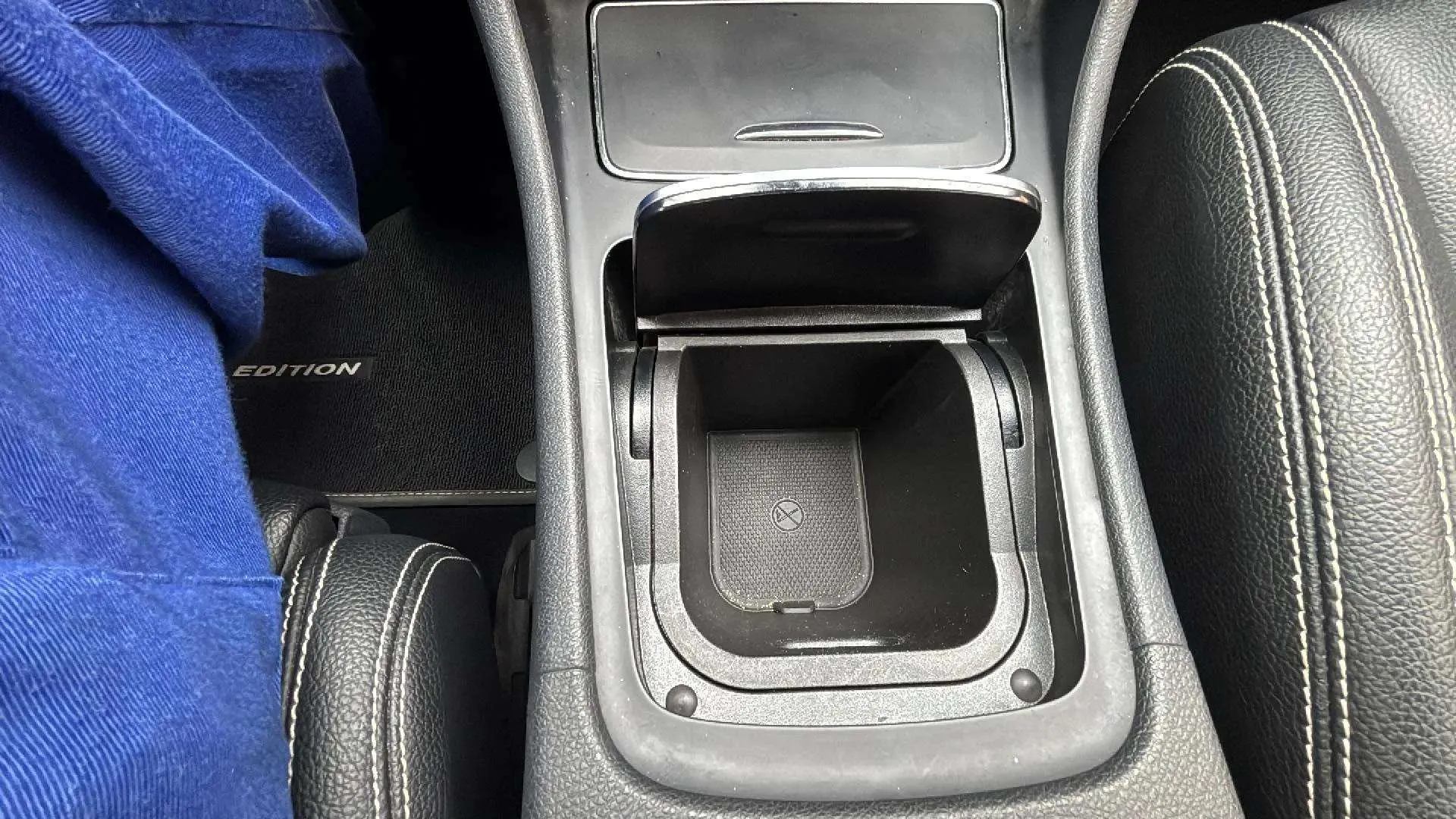 Mercedes-Benz GLA 180 - foto 14