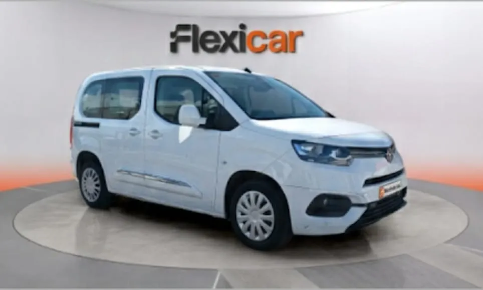 toyota proace city
