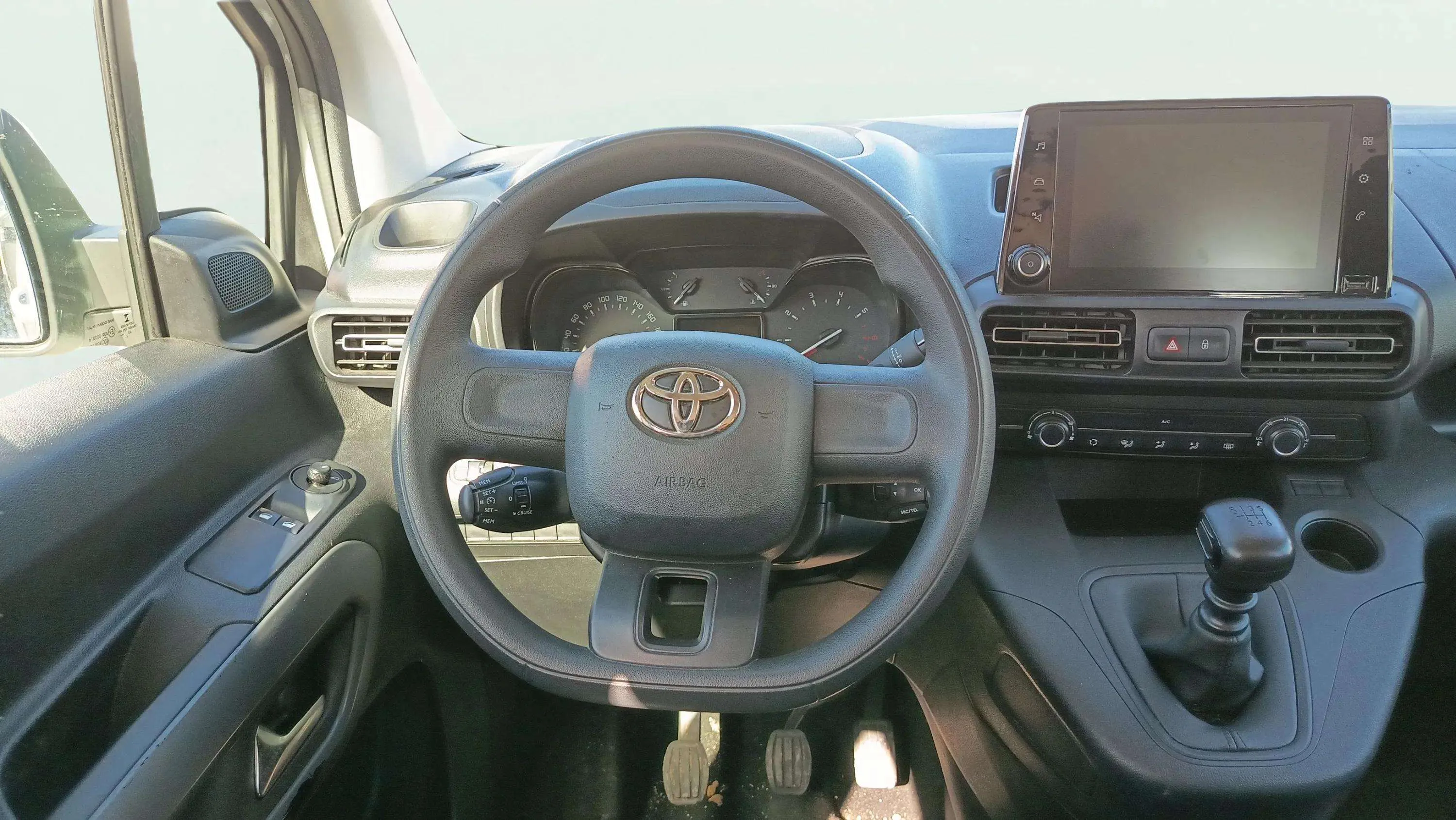 Toyota Proace City 1.5D VX L1 - foto 9