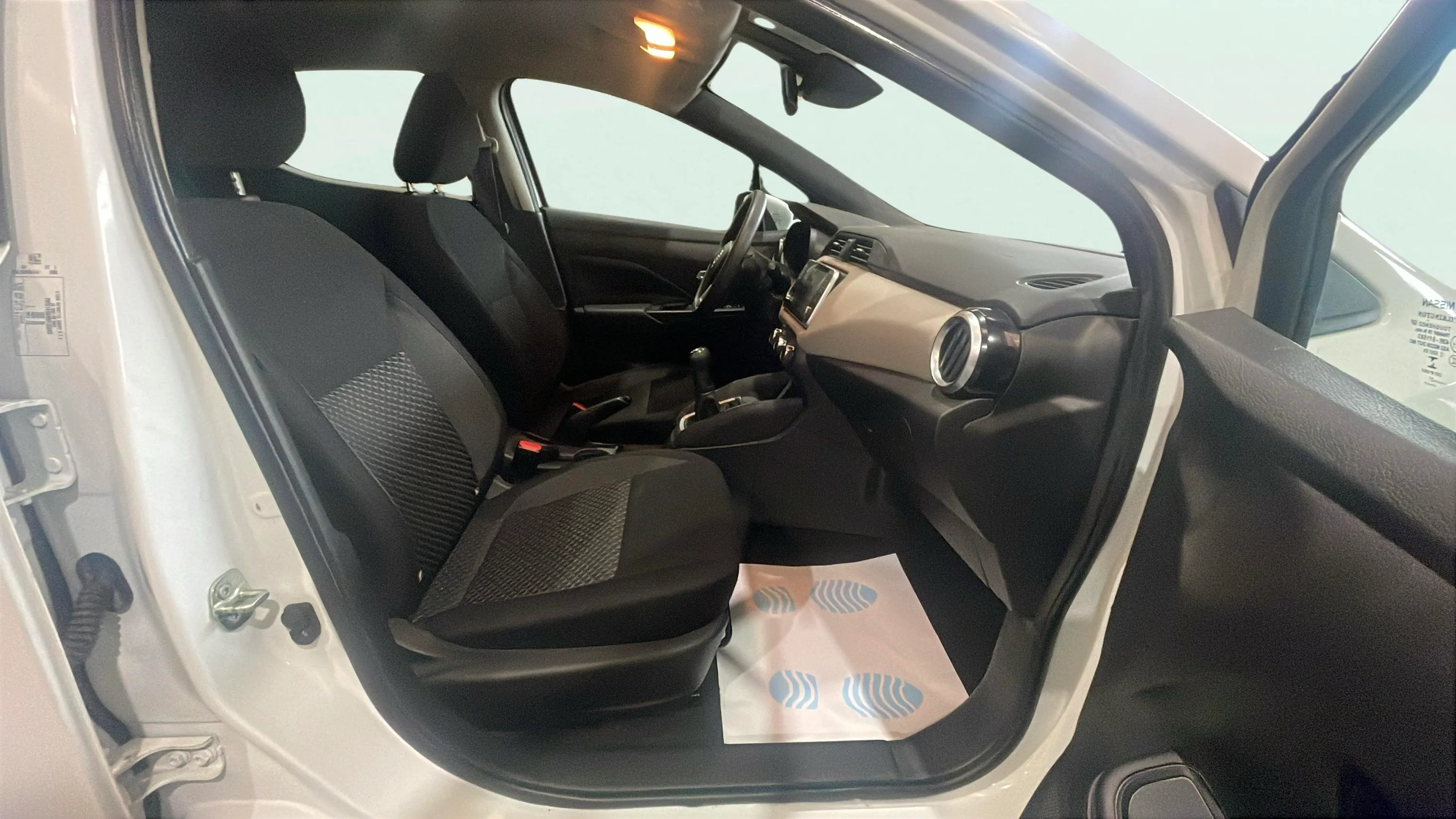 Nissan Micra IG-T E6D-F Acenta - foto 16