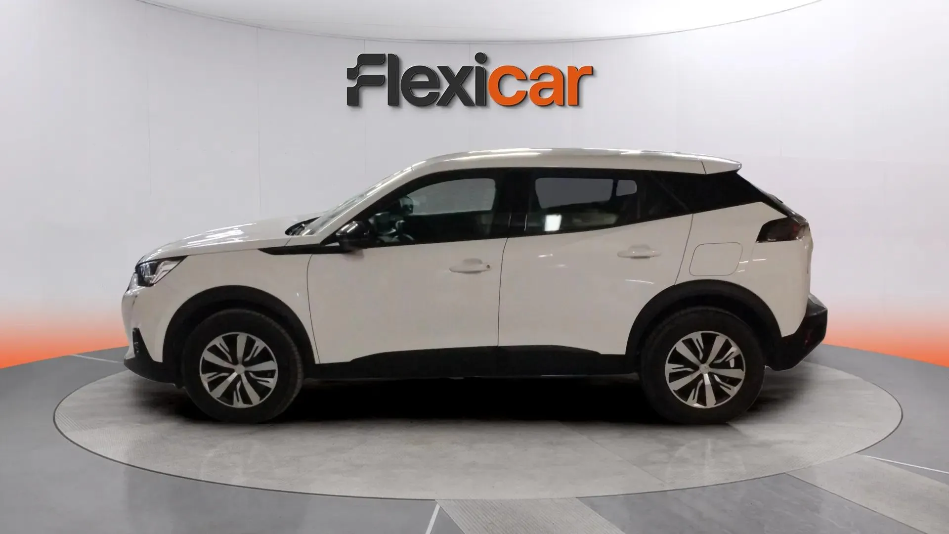 Peugeot 2008 Active PureTech 100 BVM6 - foto 5