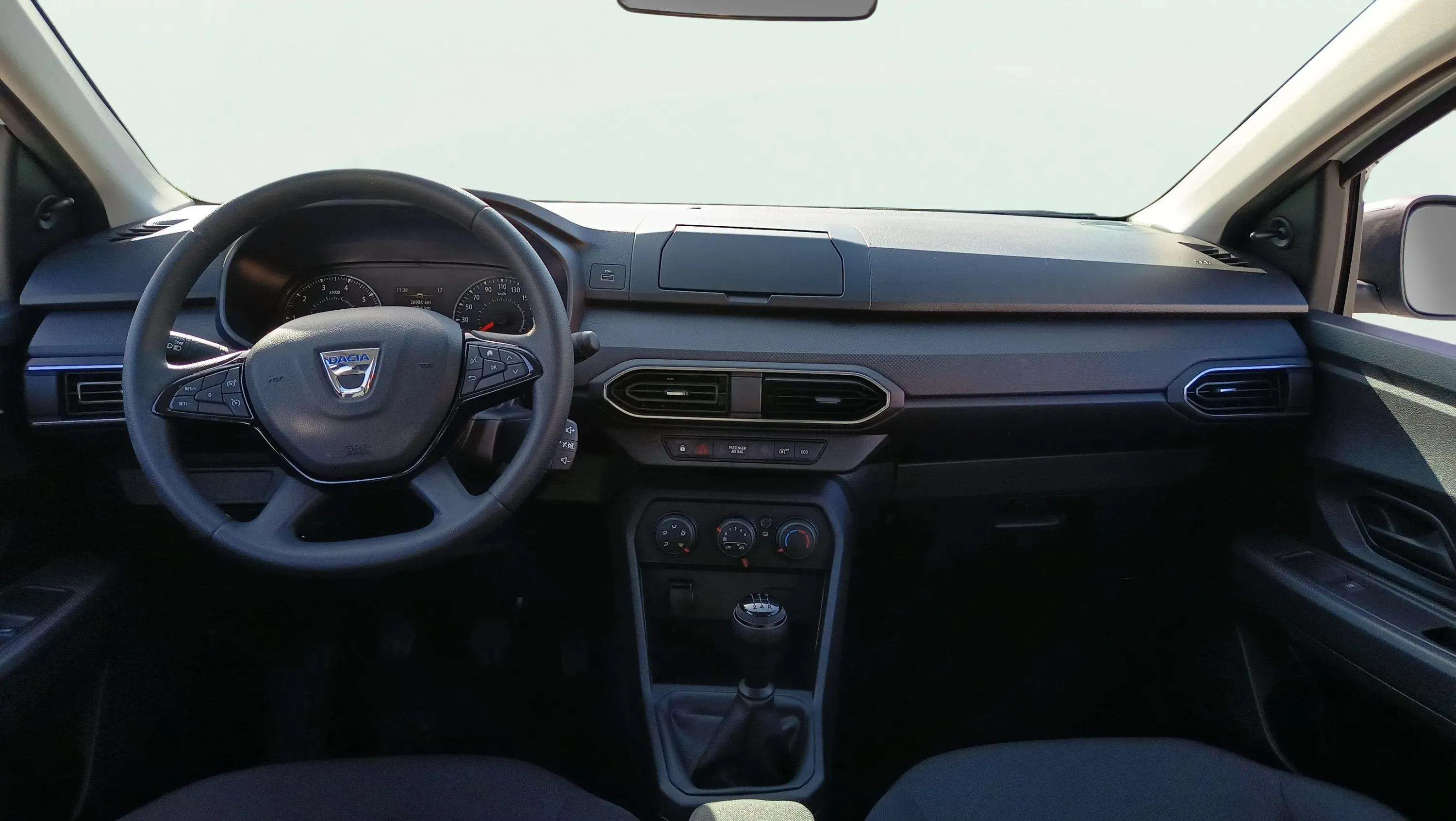 Dacia Sandero Essential TCe - foto 11