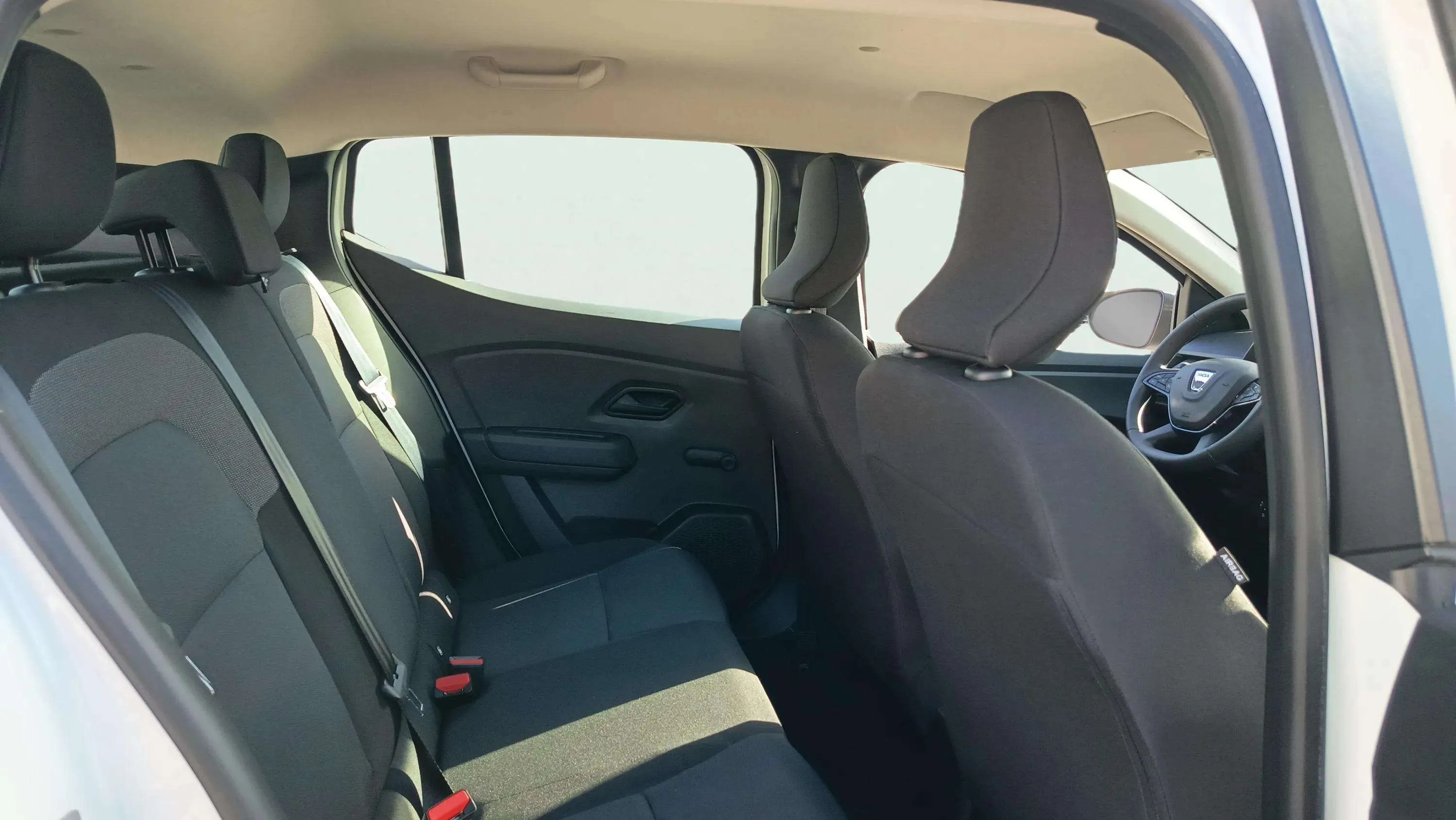 Dacia Sandero Essential TCe - foto 16
