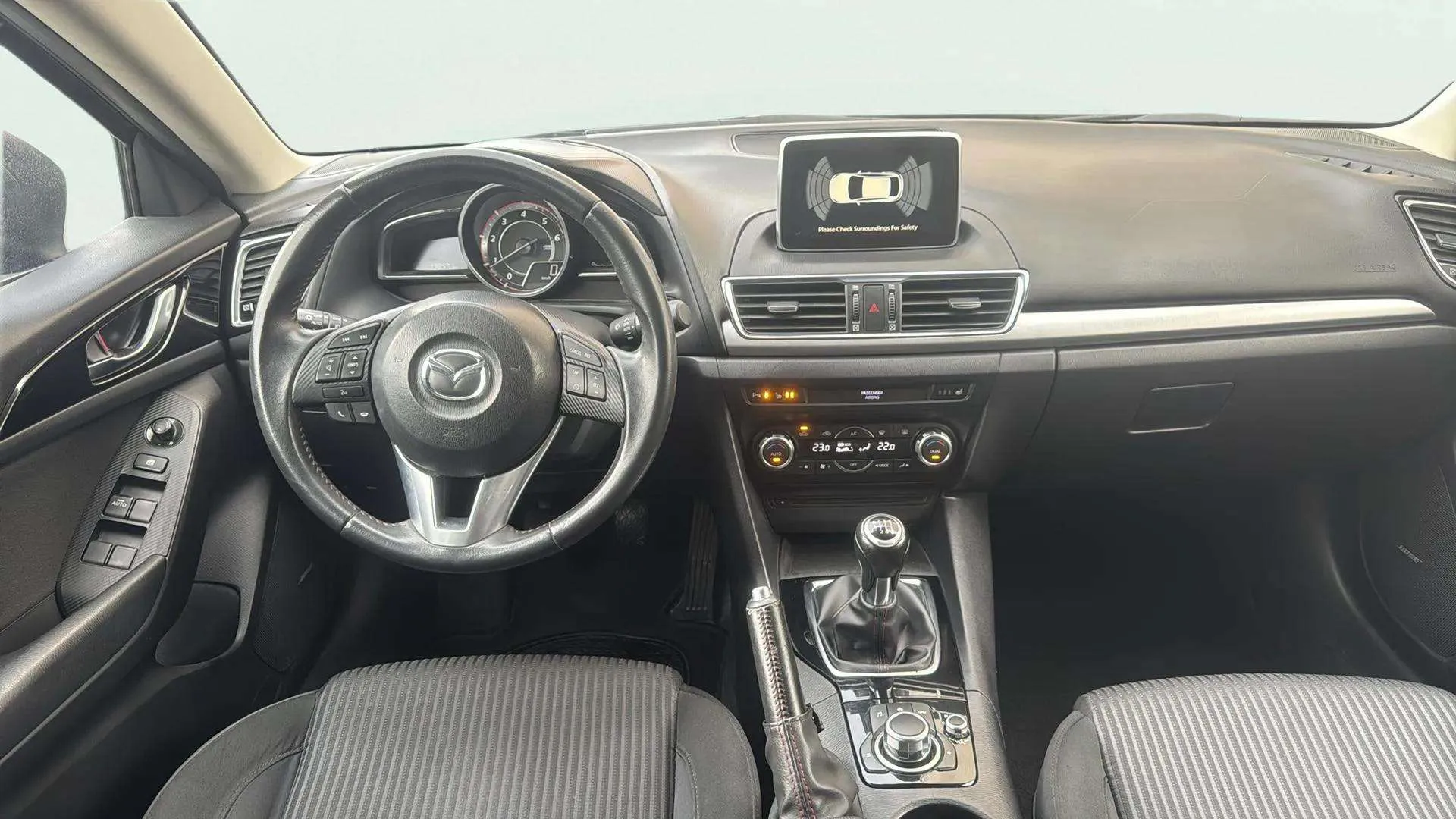 Mazda Mazda3 2.2 DE 150 Luxury Safety SDN - foto 12