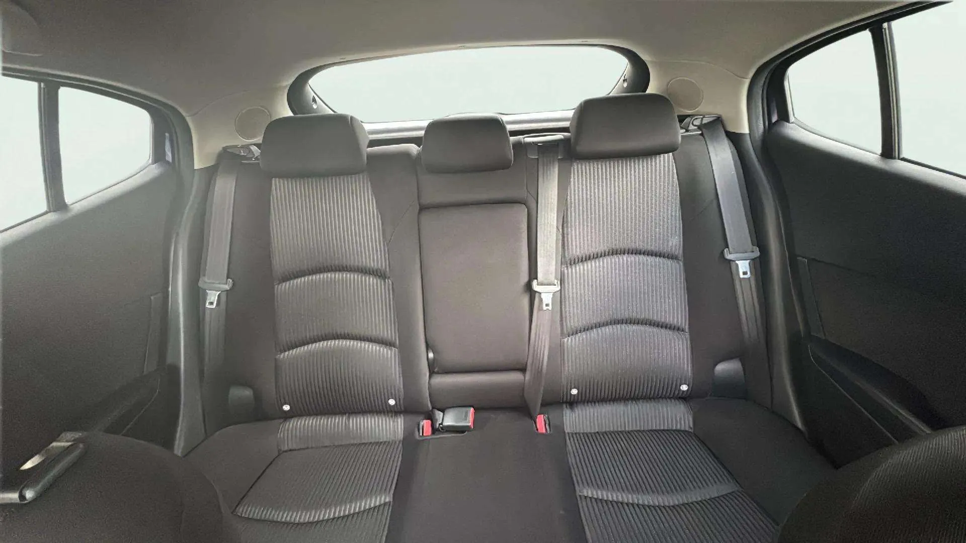 Mazda Mazda3 2.2 DE 150 Luxury Safety SDN - foto 17