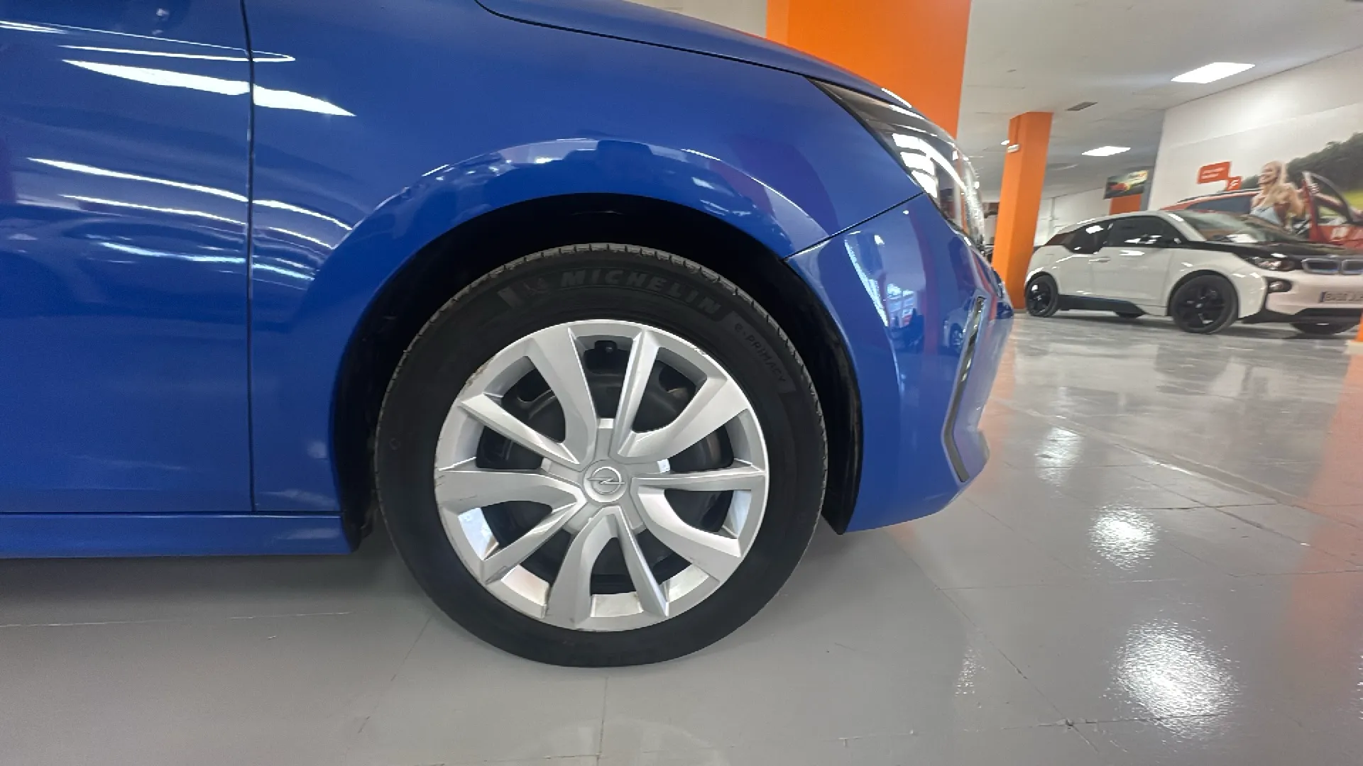 Opel Corsa 1.2T XHL - foto 14