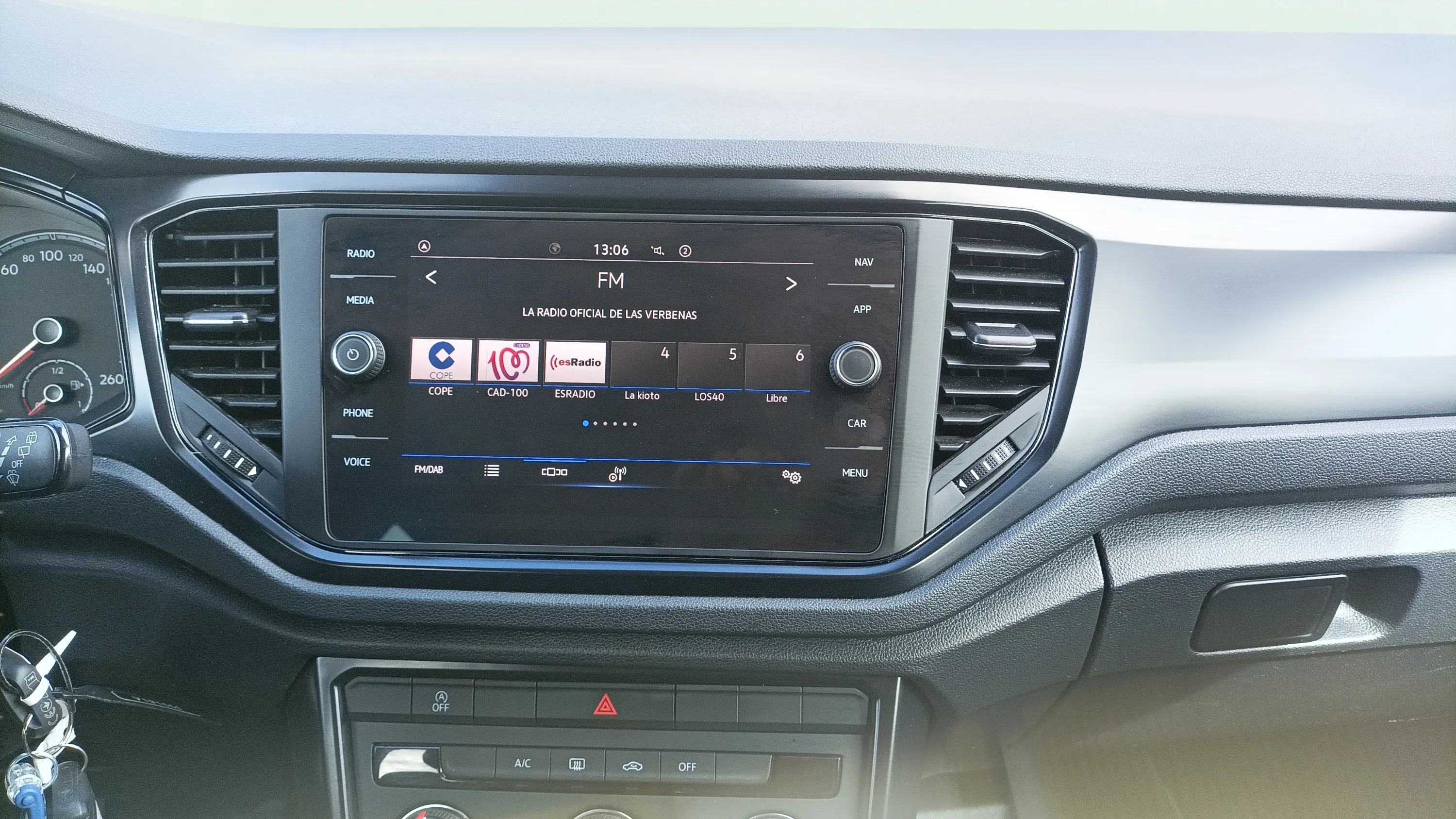 Volkswagen T-Roc Advance 1.6 TDI - foto 13