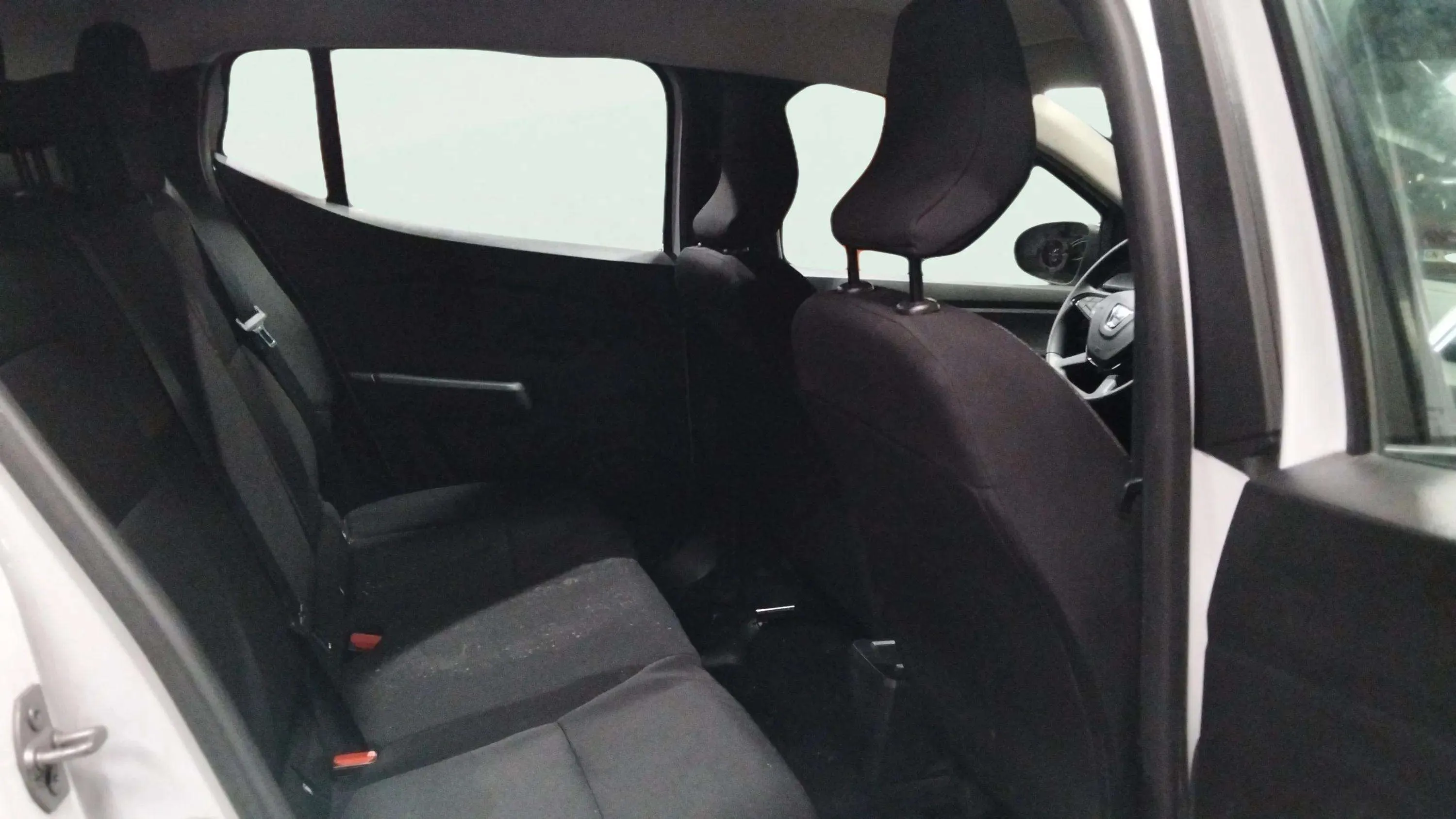 Dacia Sandero Access SCe - foto 10