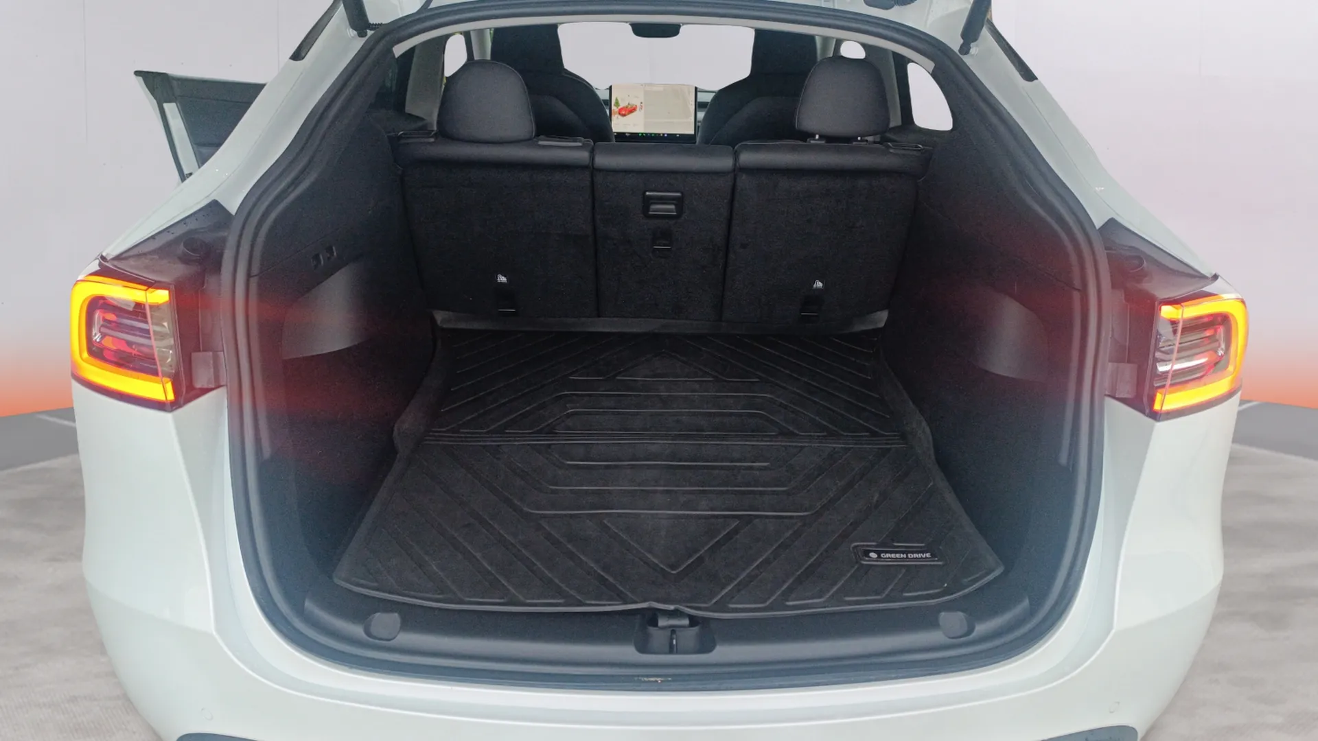 Tesla Model Y Gran Autonomía 4WD - foto 26