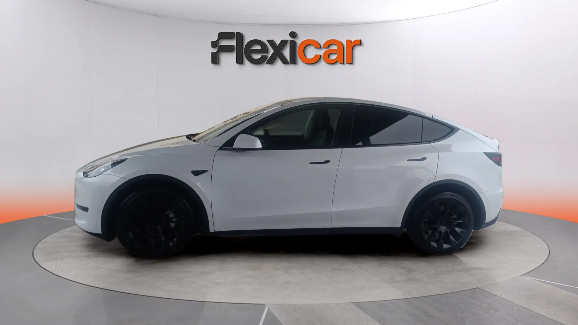 Tesla Model Y Gran Autonomía 4WD - foto 4