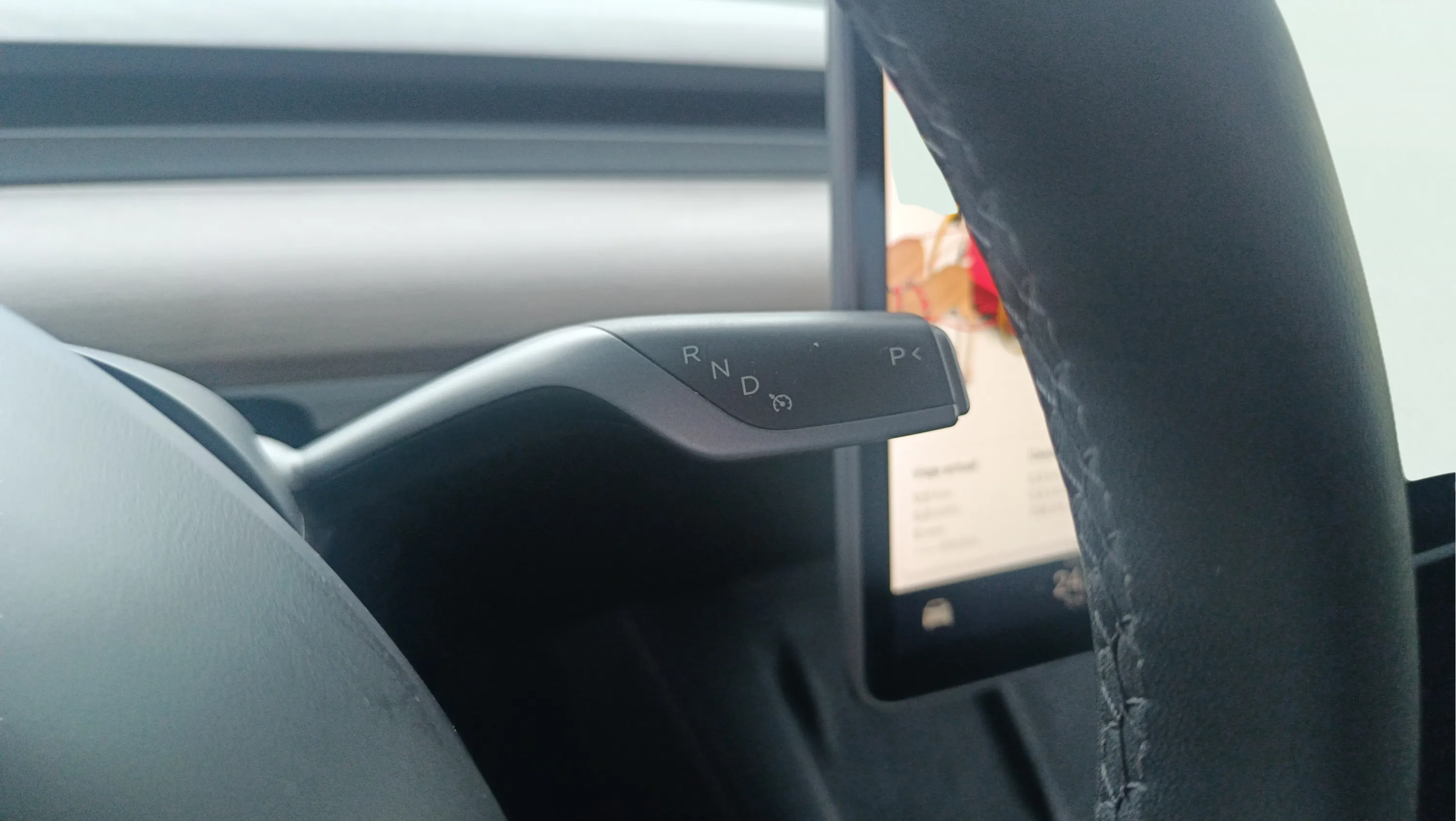 Tesla Model Y Gran Autonomía 4WD - foto 13