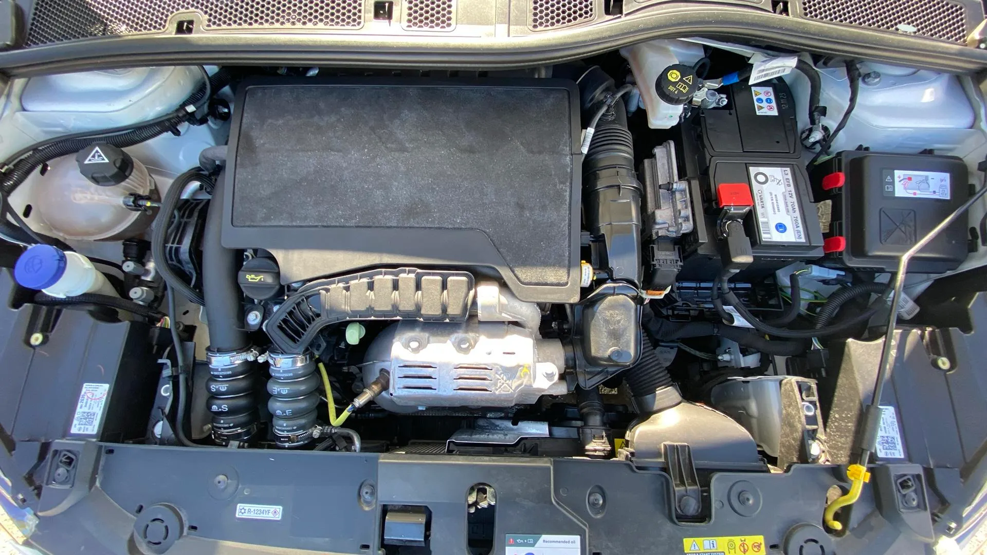 Opel Corsa 1.2T XHL Edition - foto 19