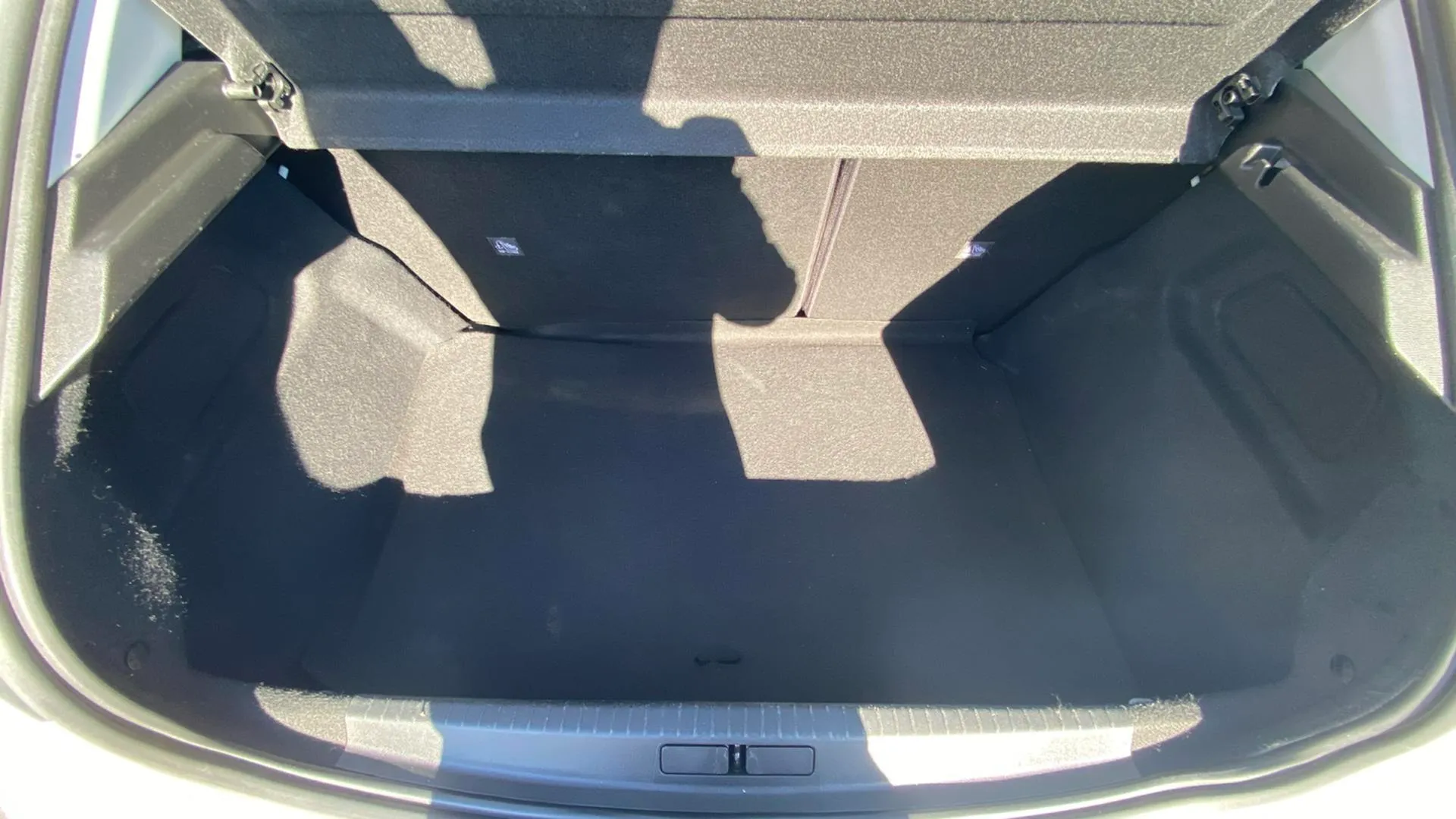 Opel Corsa 1.2T XHL Edition - foto 16