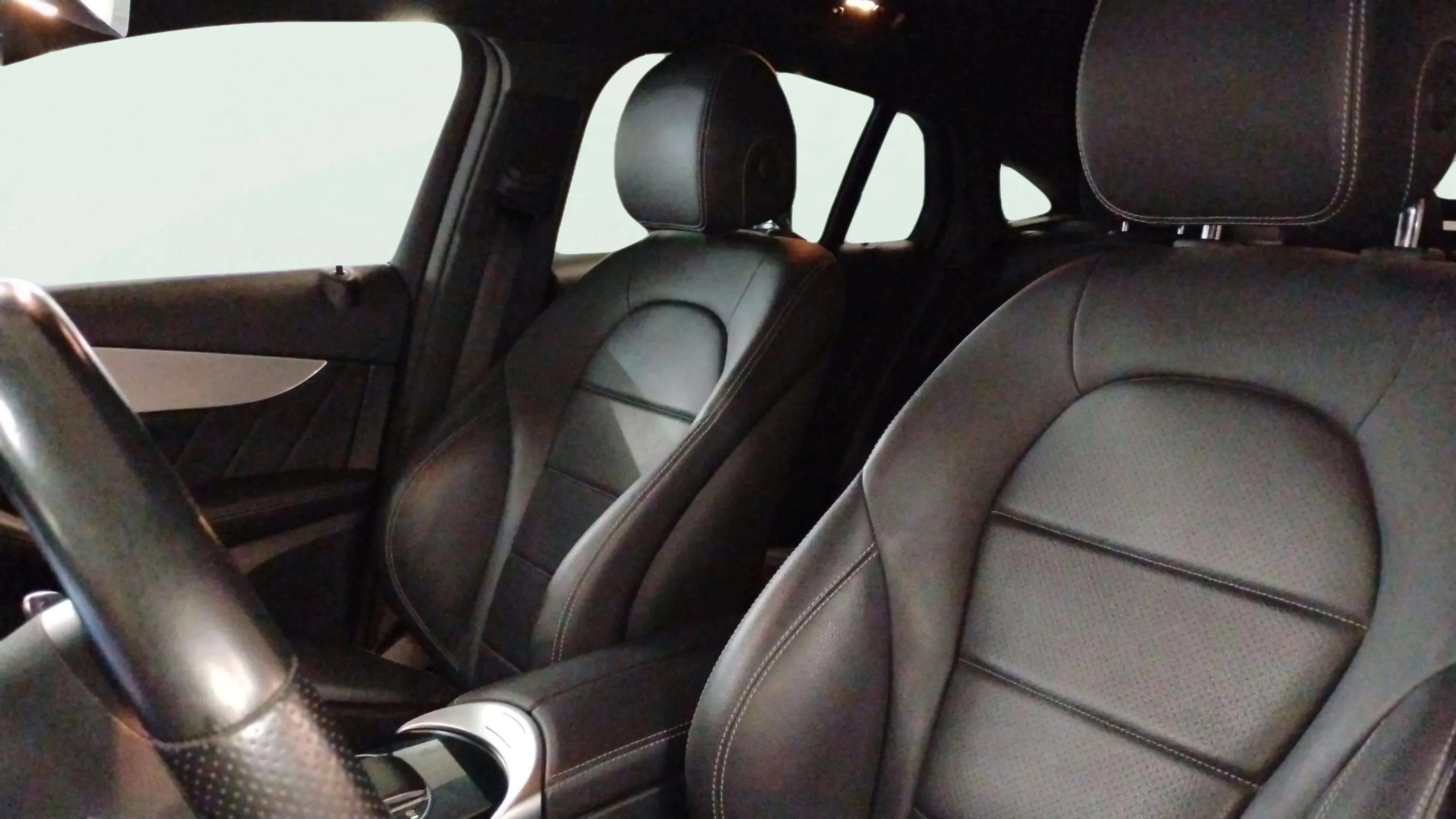 Mercedes-Benz GLC 220 d 4MATIC - foto 16
