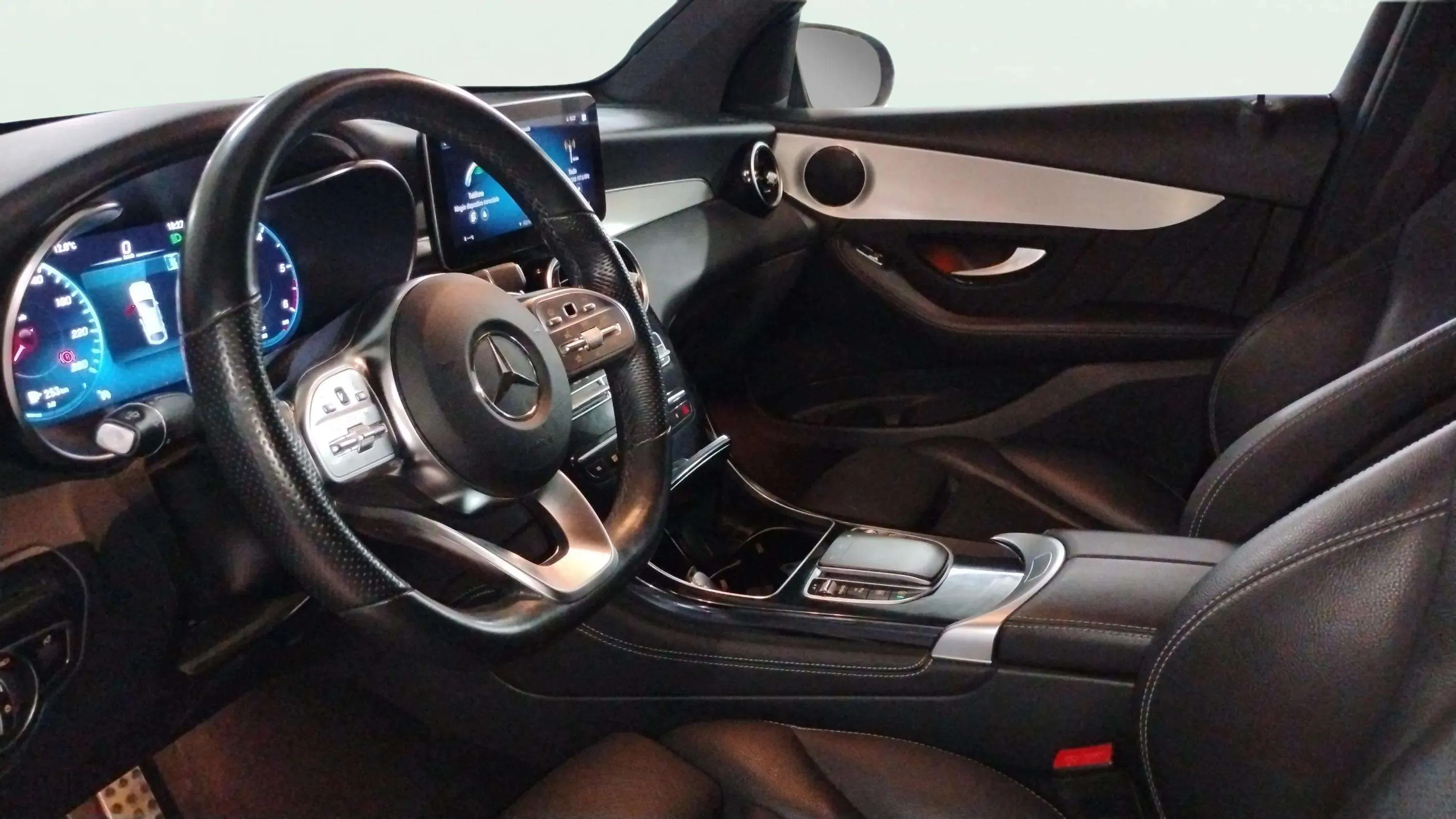 Mercedes-Benz GLC 220 d 4MATIC - foto 14