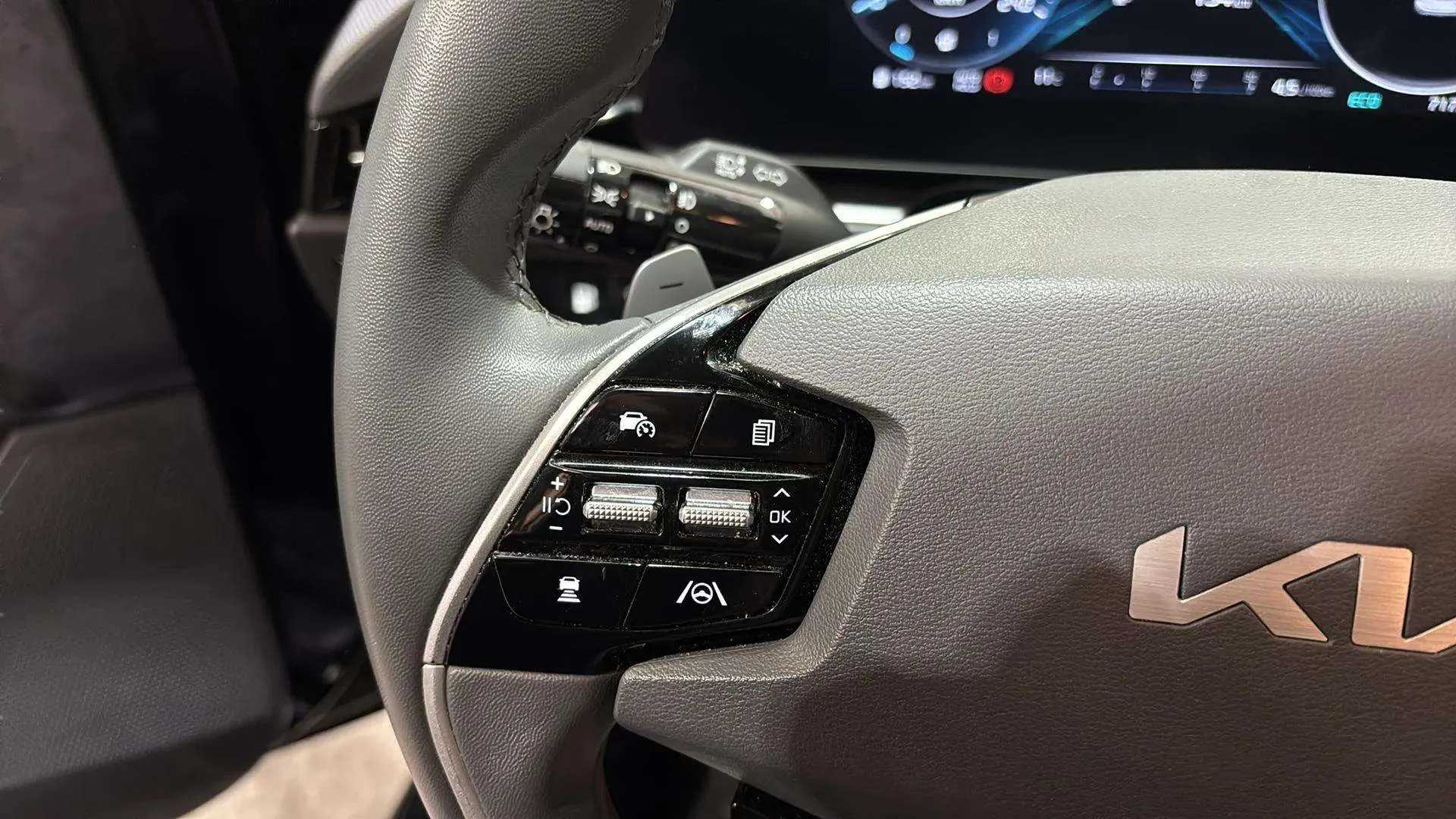 Kia Niro 1.6 GDi PHEV Emotion - foto 12
