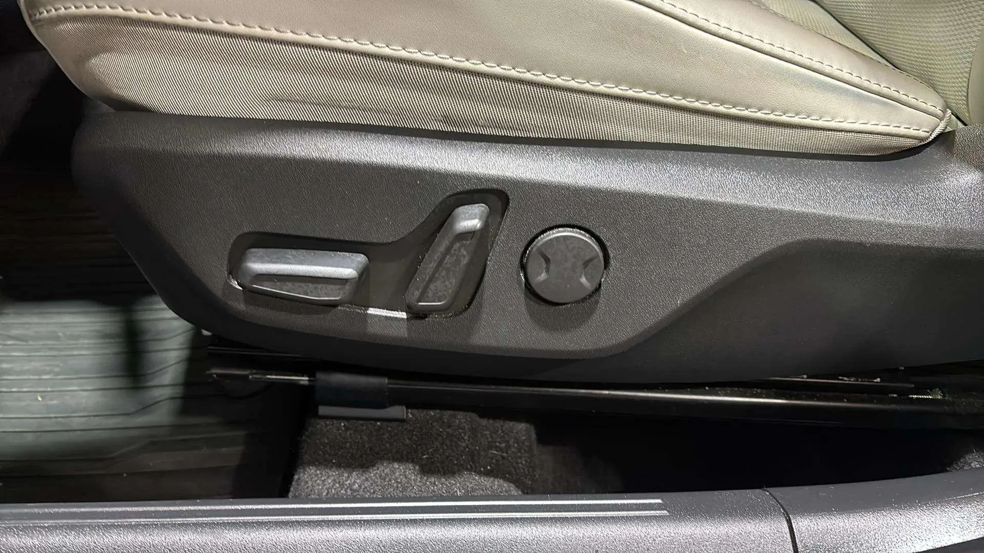 Kia Niro 1.6 GDi PHEV Emotion - foto 21
