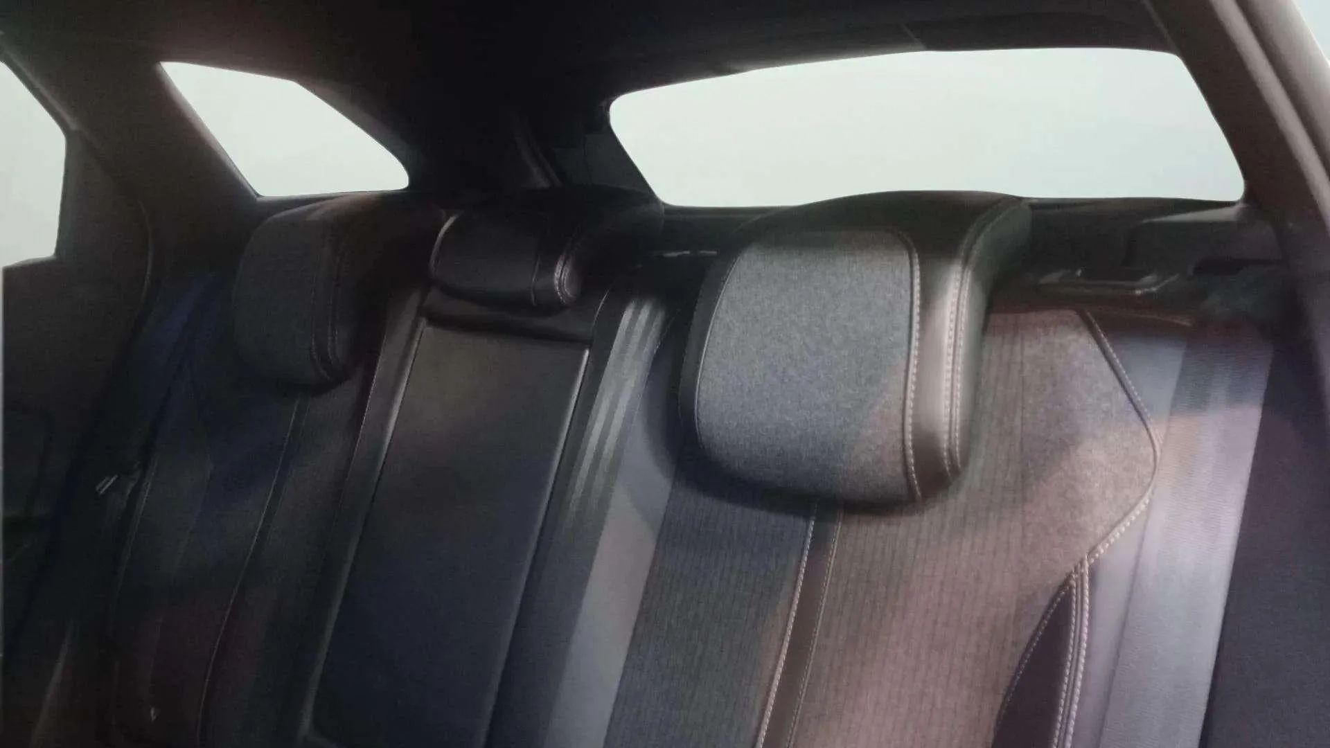 Peugeot 3008 GT Line BlueHDi EAT8 - foto 8