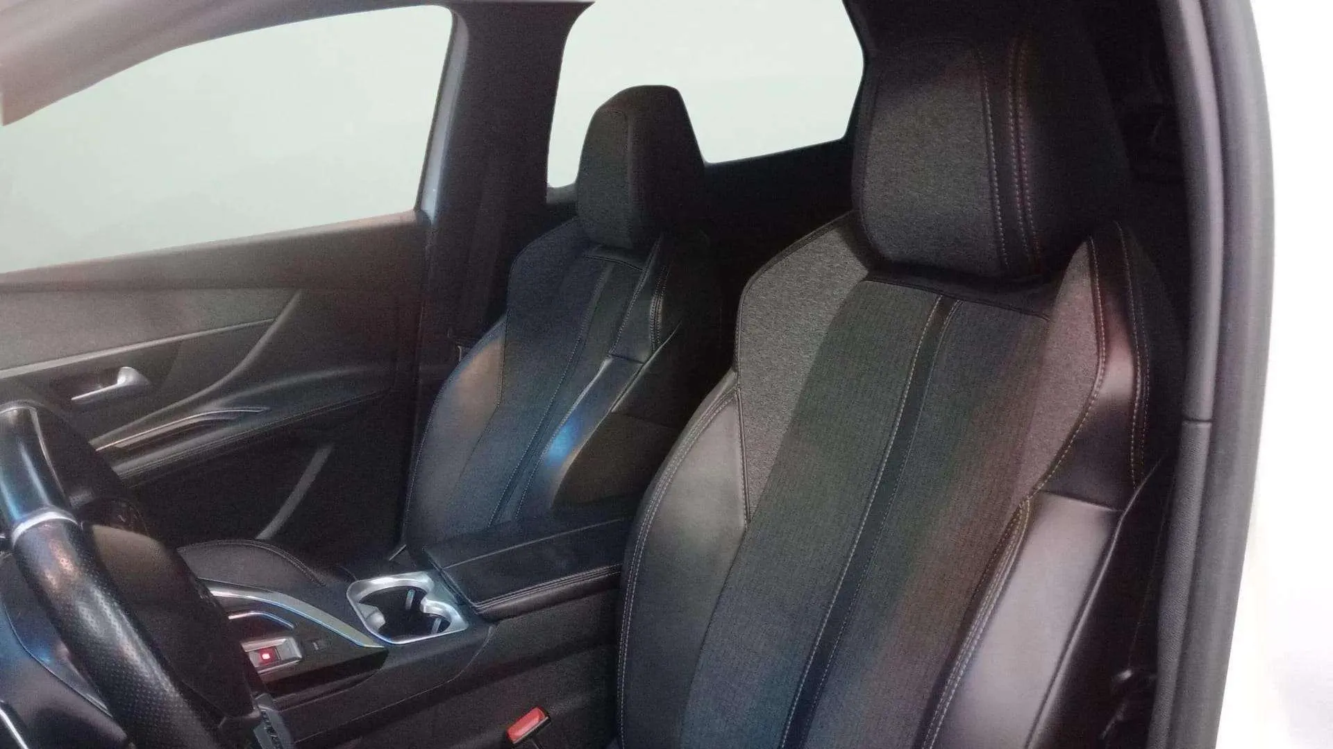Peugeot 3008 GT Line BlueHDi EAT8 - foto 7