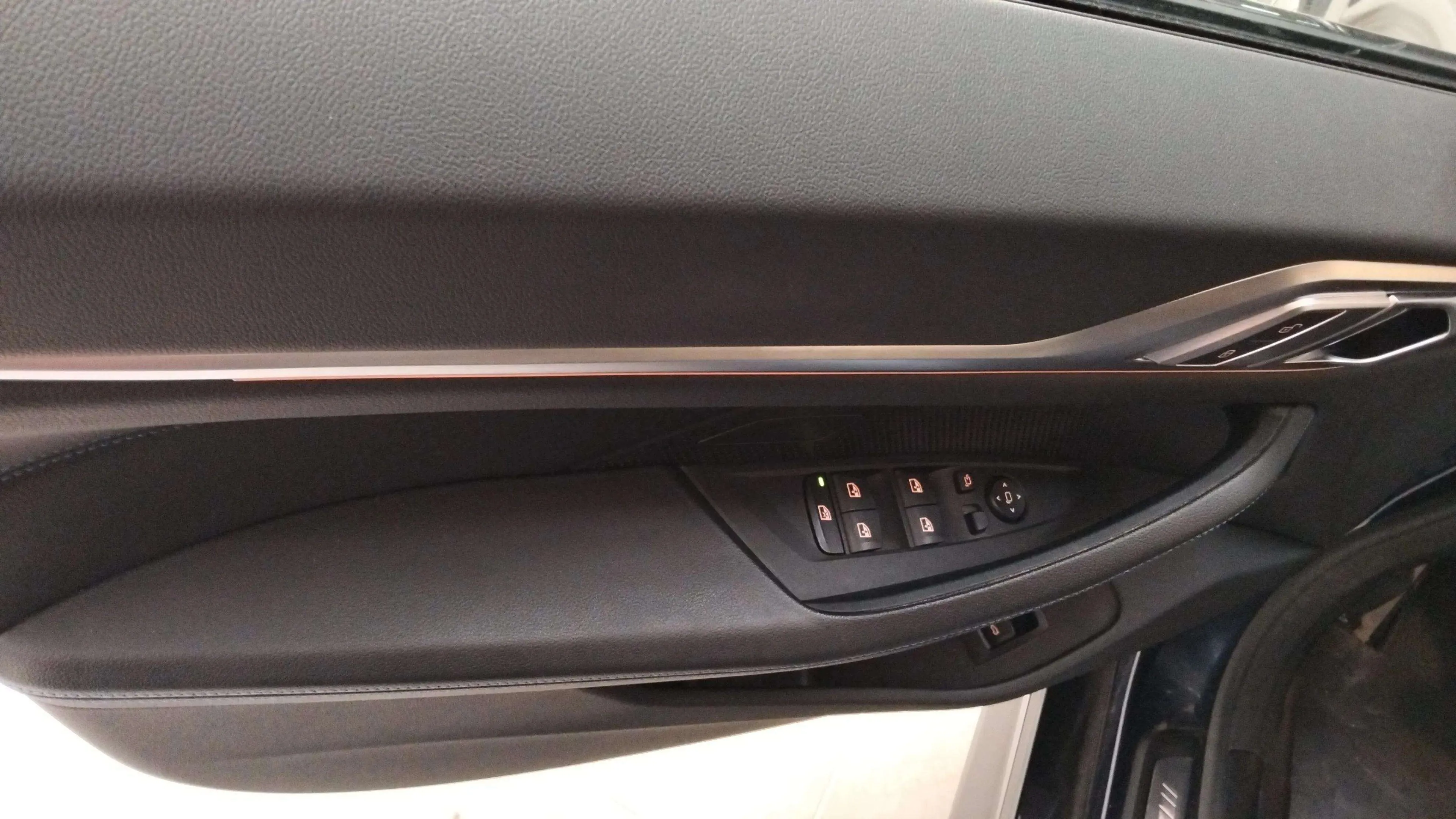 BMW Serie 4 Gran Coupé 420d - foto 17