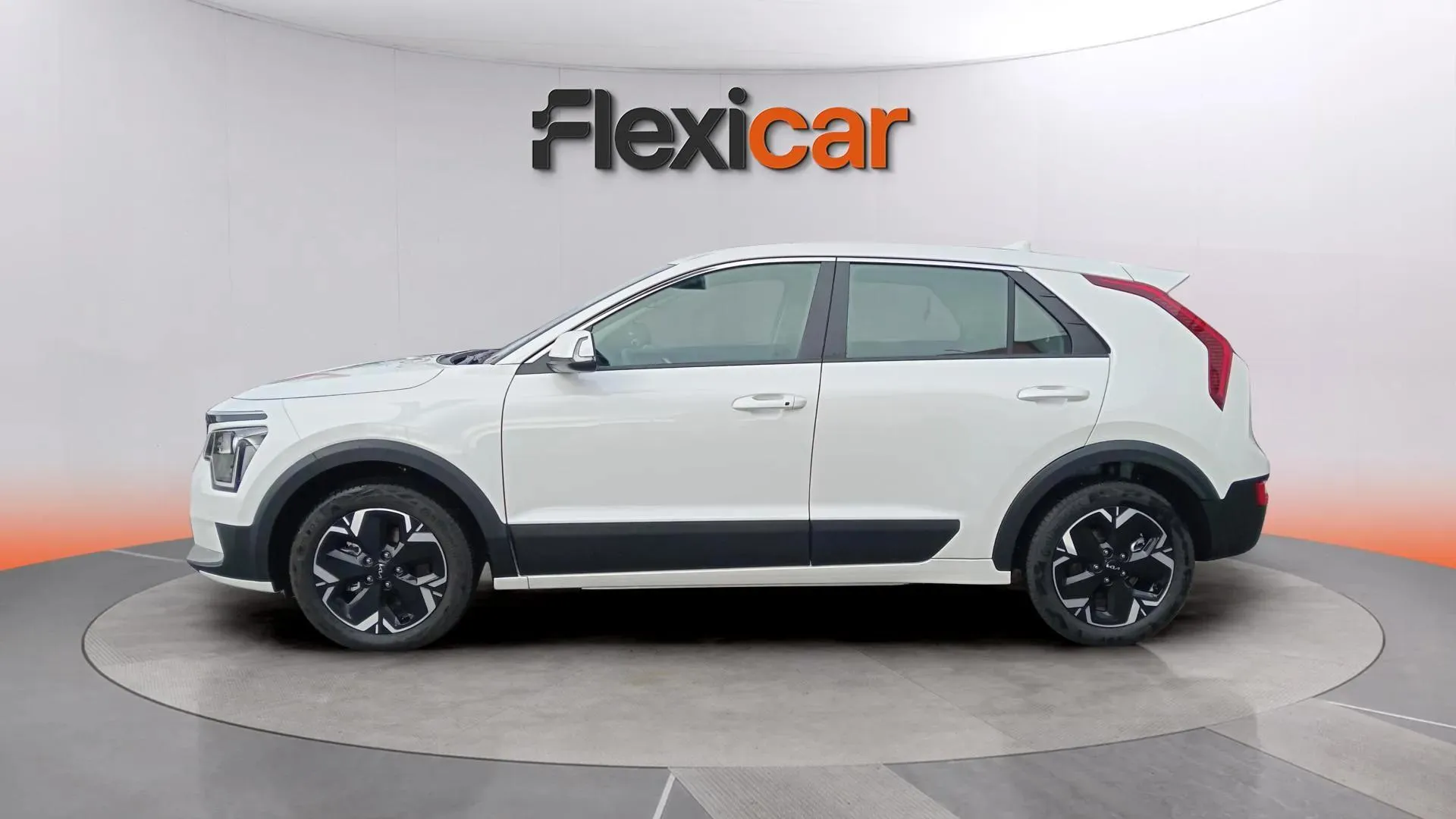 Kia Niro e-Niro Smart Edition - foto 8