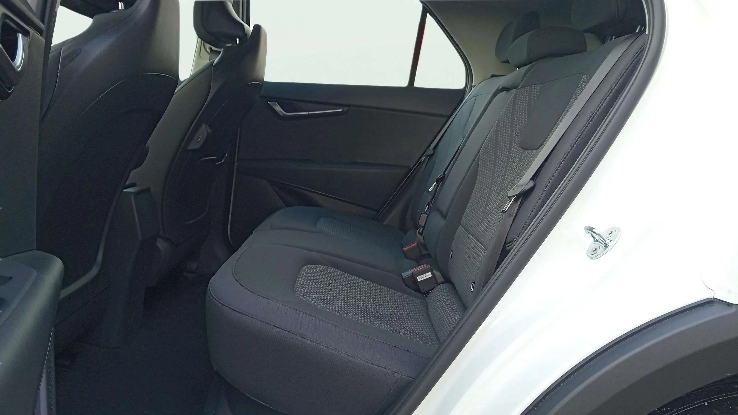 Kia Niro e-Niro Smart Edition - foto 18