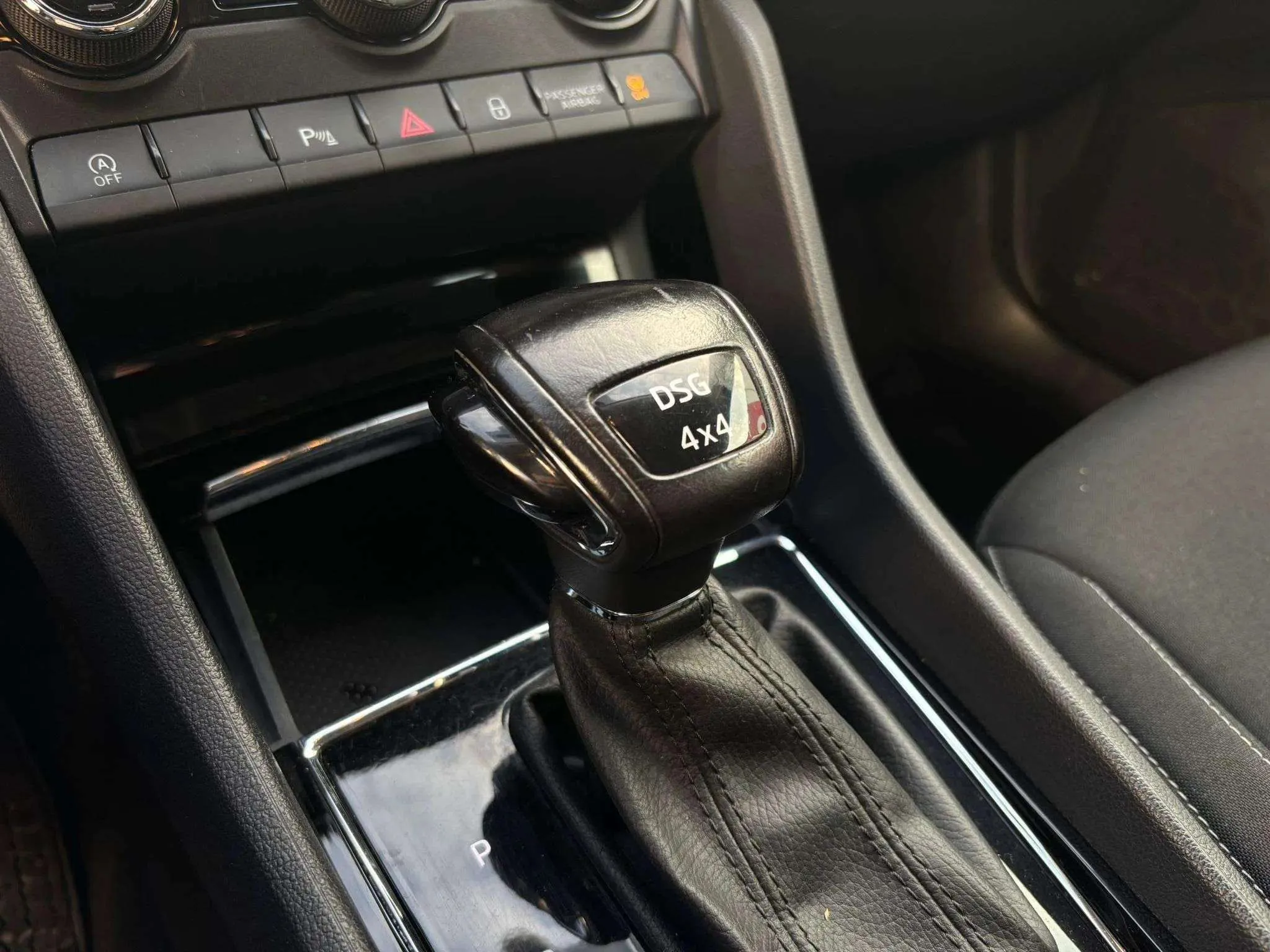 Škoda Karoq 2.0 TDI DSG 4x4 Ambition - foto 18